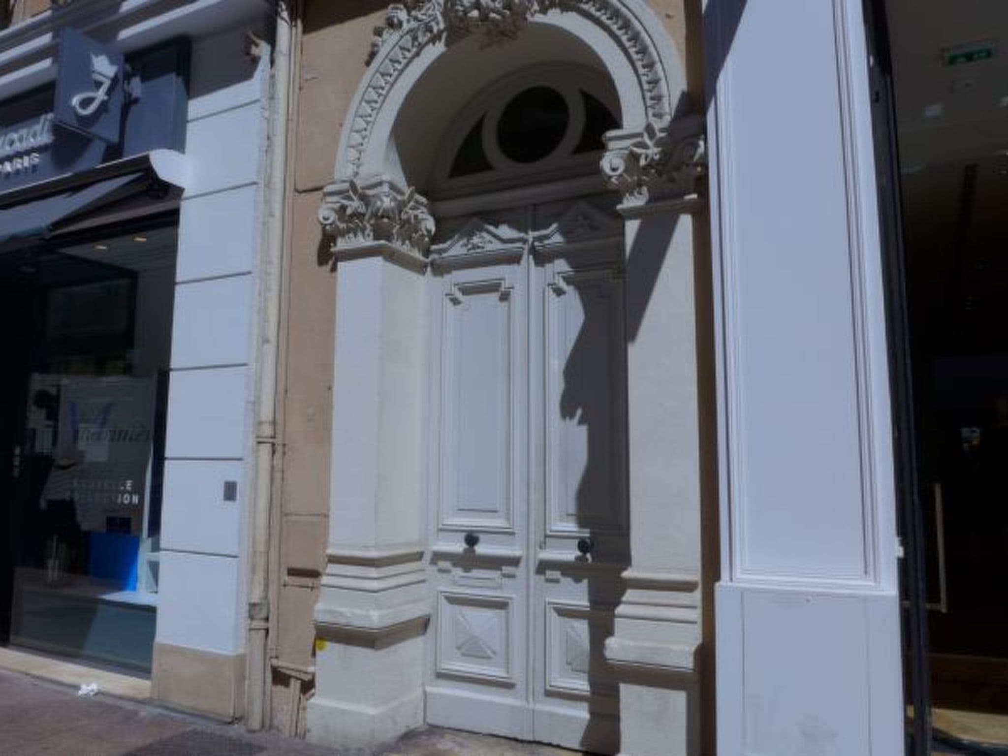 Gallery Image 30