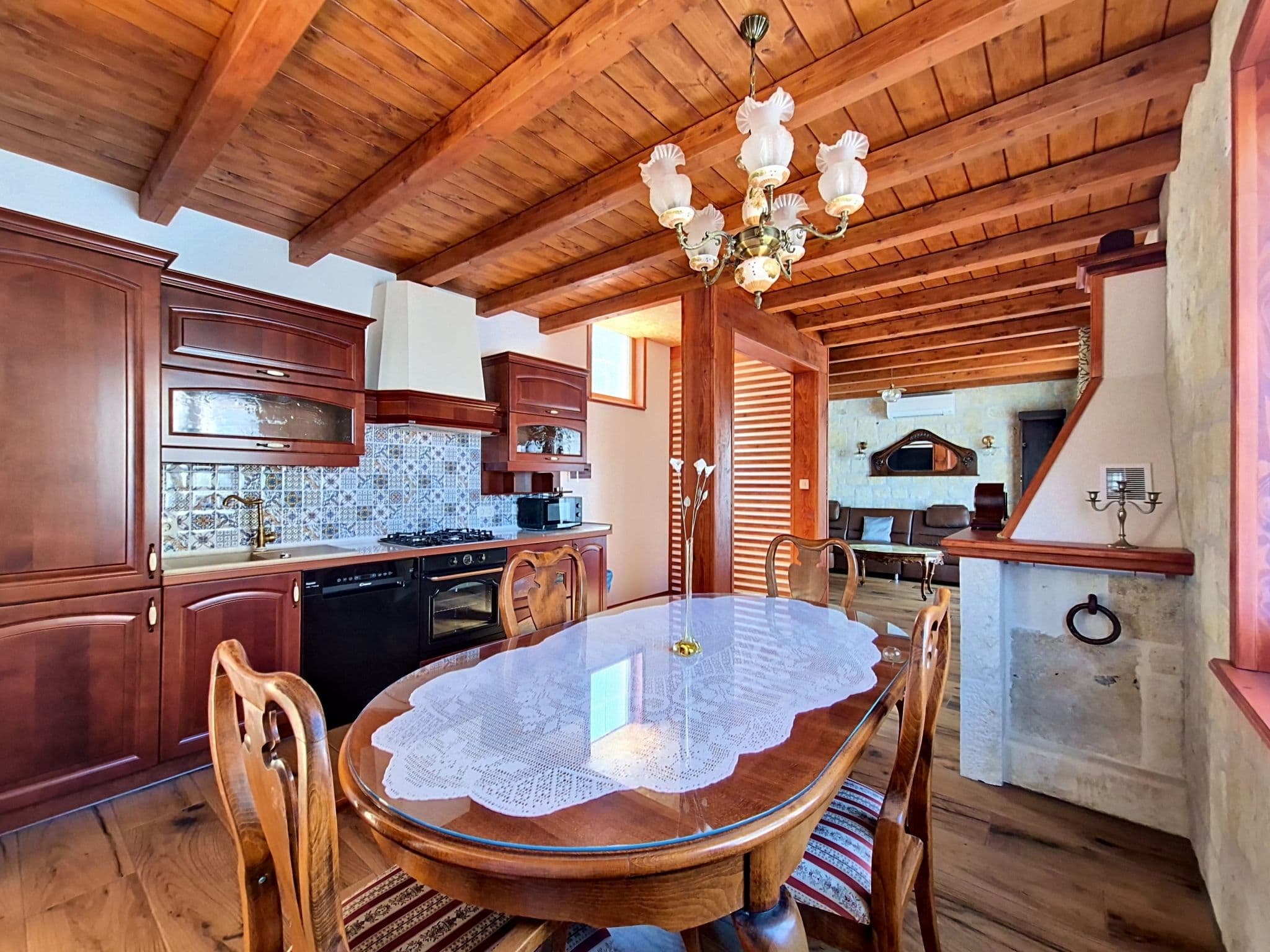 Kitchen / Dining Room