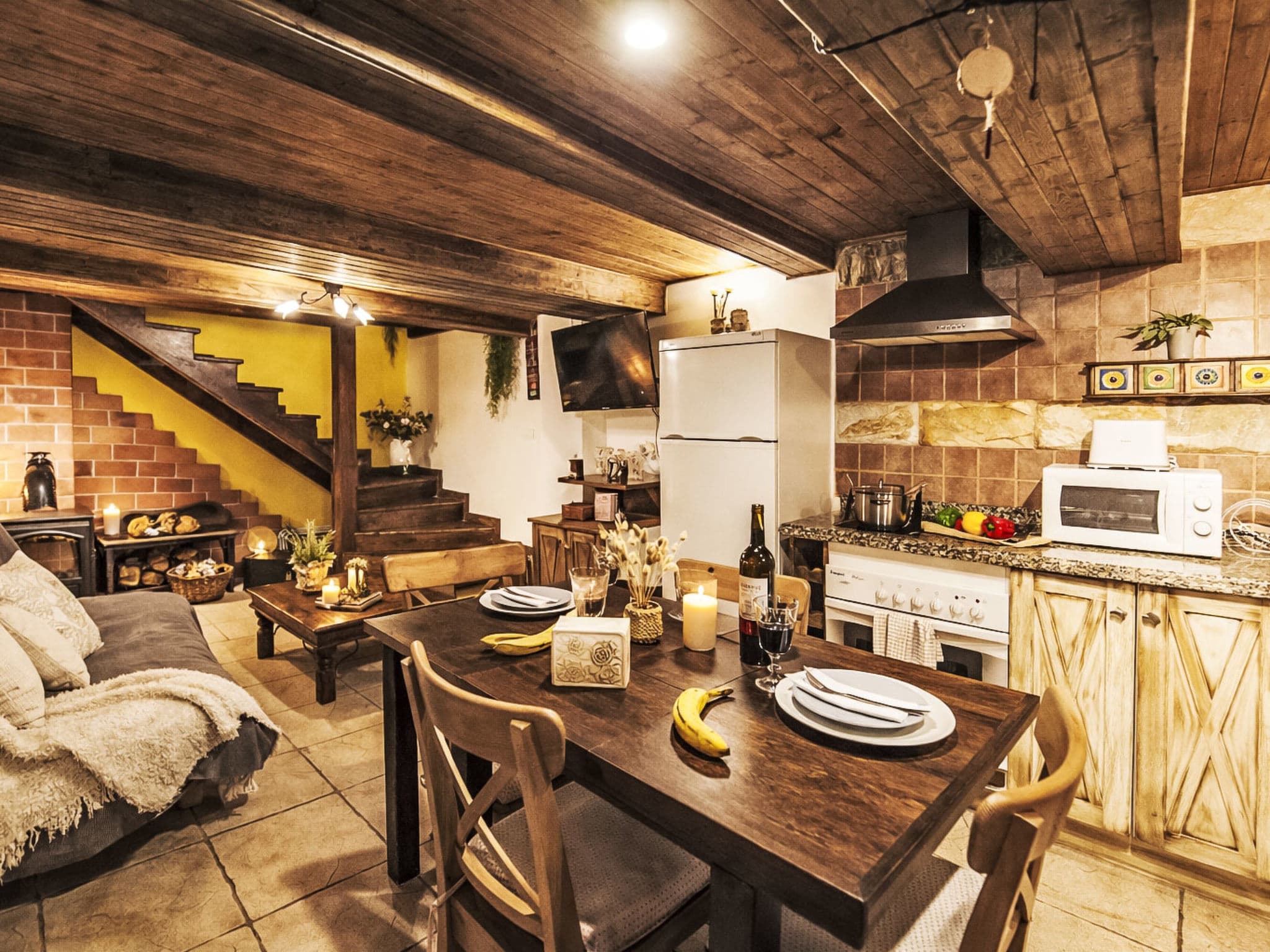 Kitchen / Dining Room