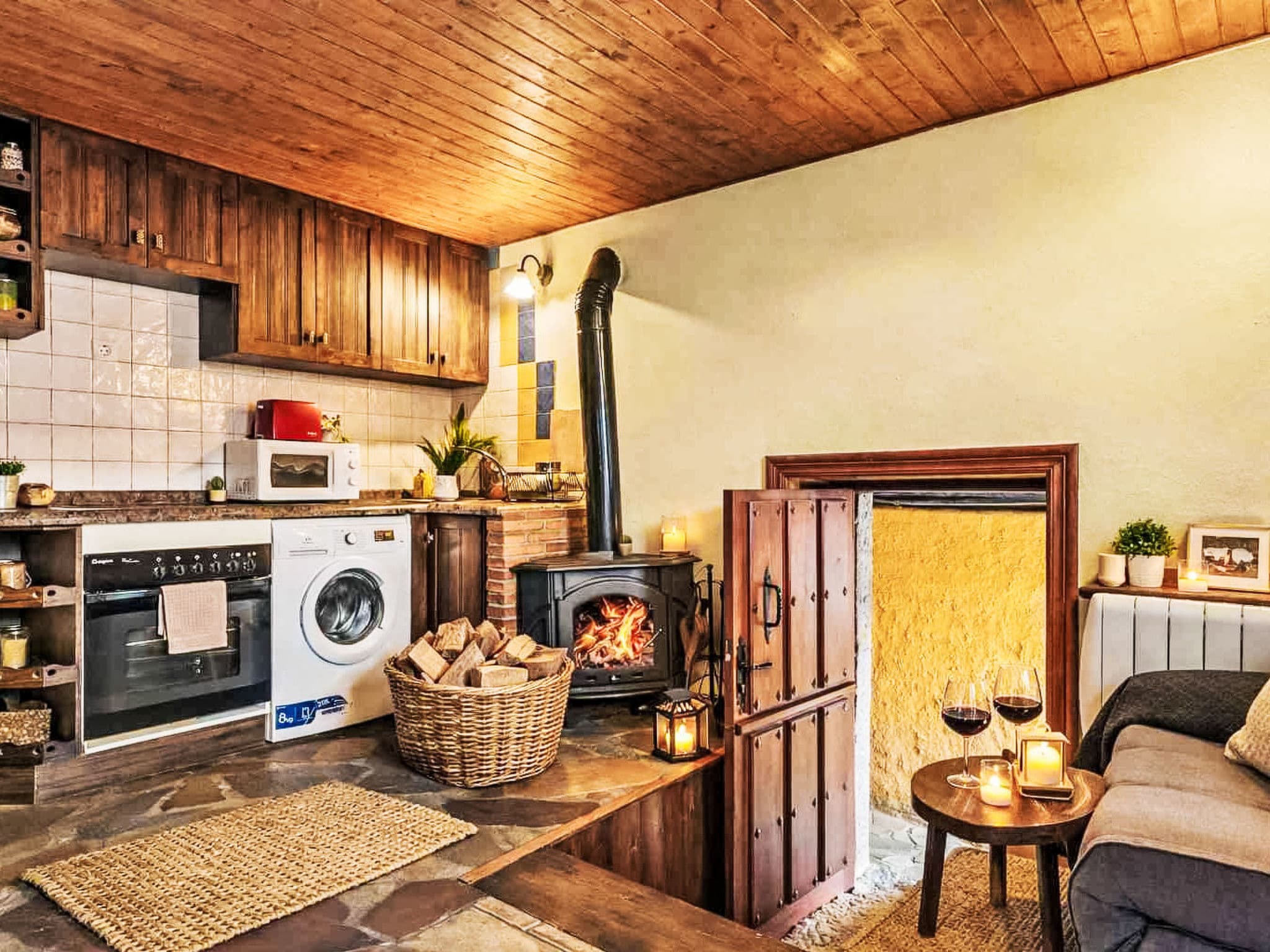 Kitchen / Dining Room