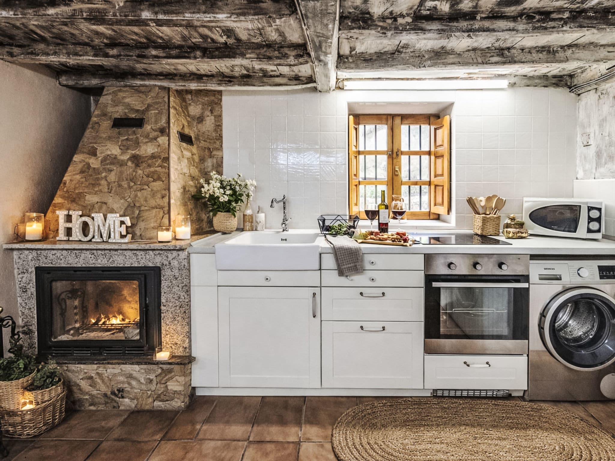 Kitchen / Dining Room