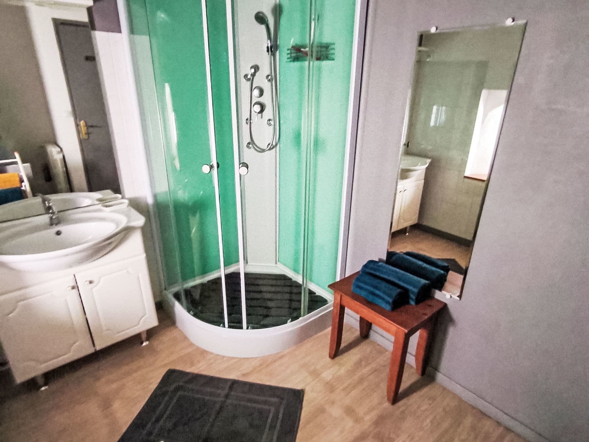 Bathroom / Wellness