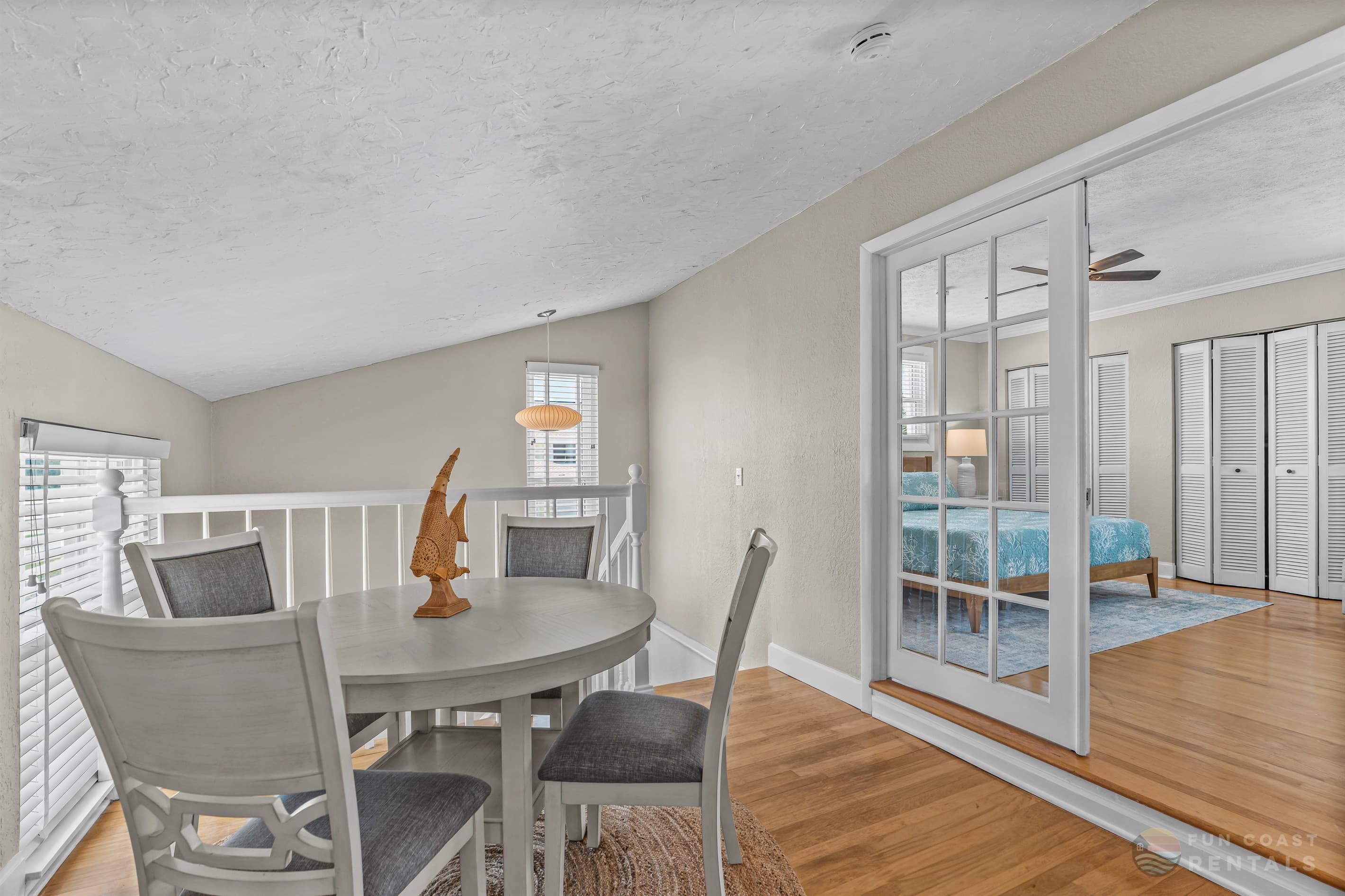 Upstairs landing with game area and ample lounging space!