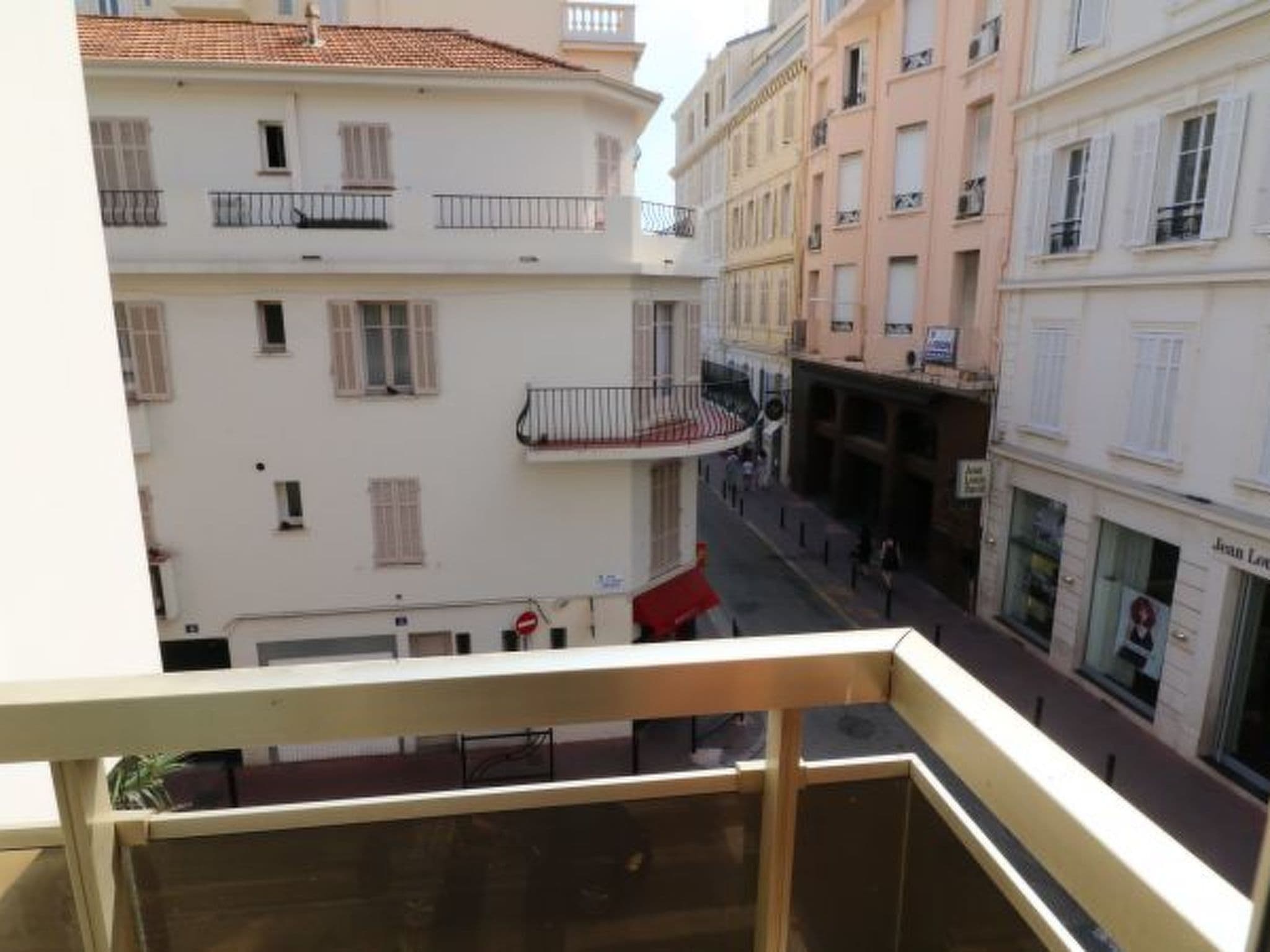 Gallery Image 21