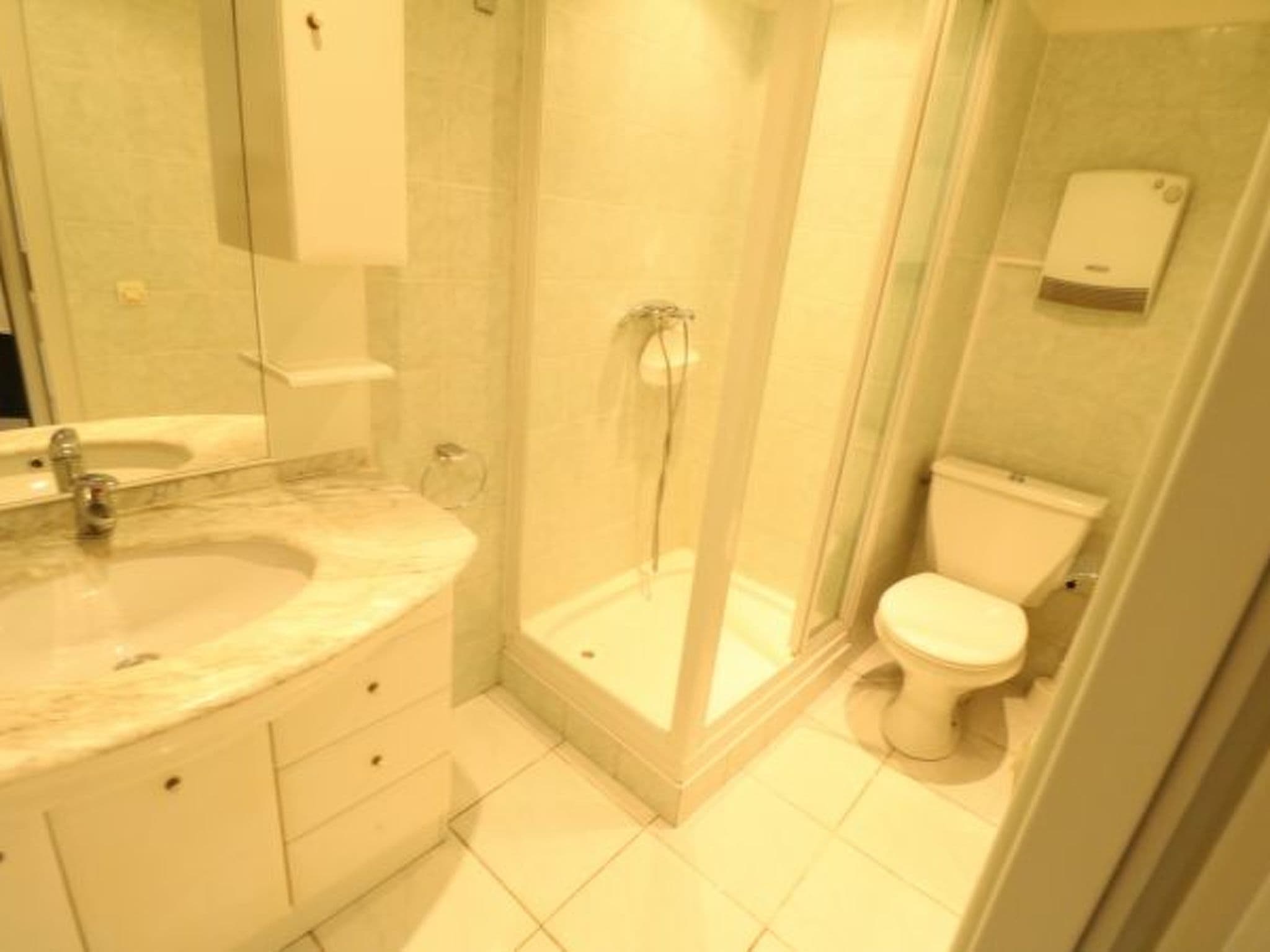 Gallery Image 23