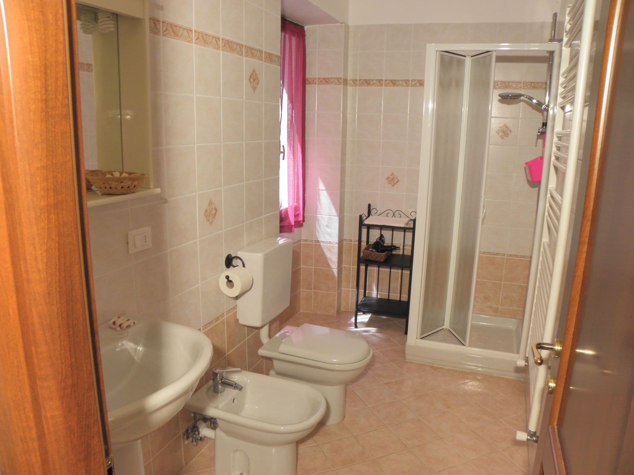 Gallery Image 13