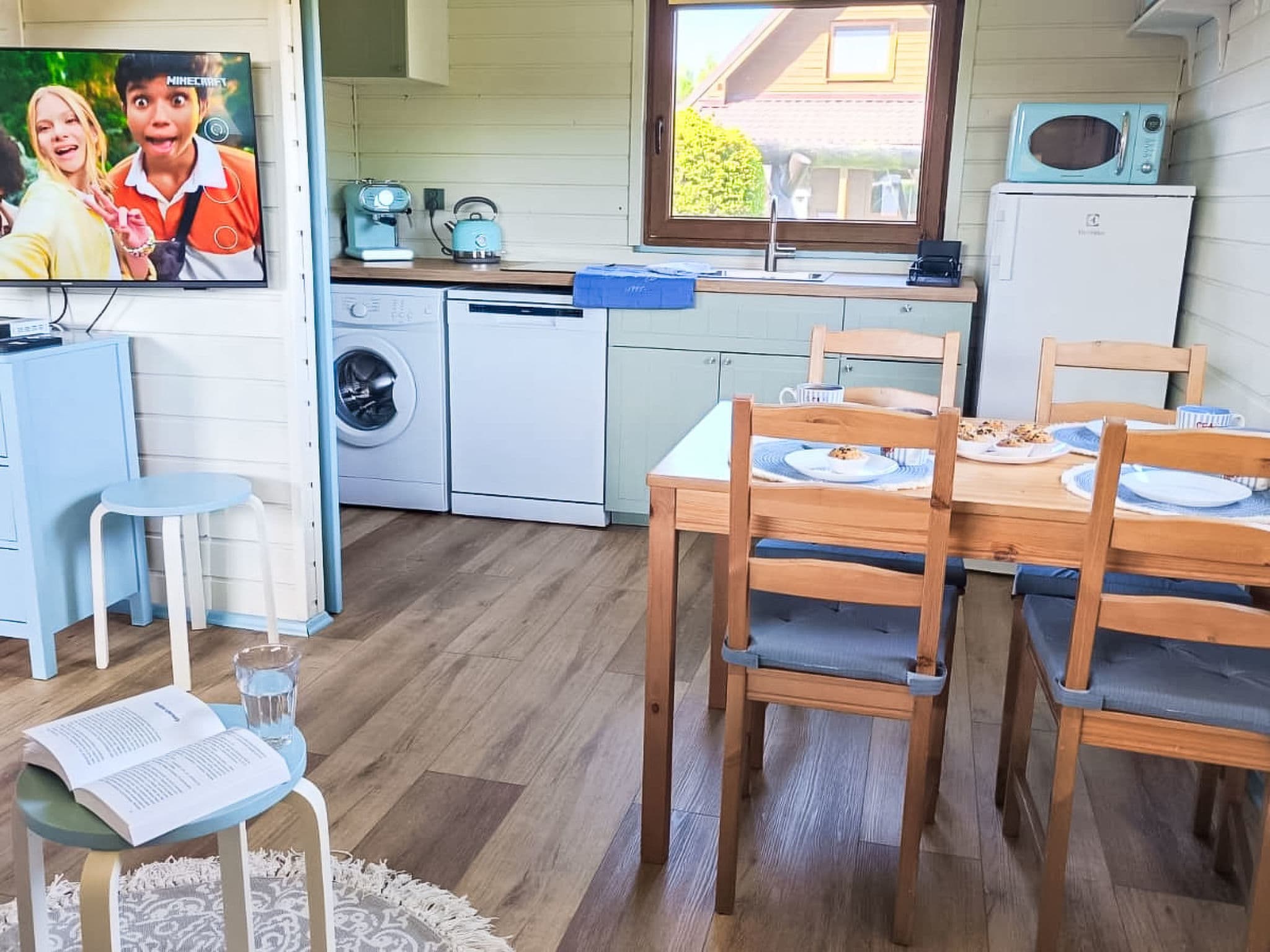 Kitchen / Dining Room