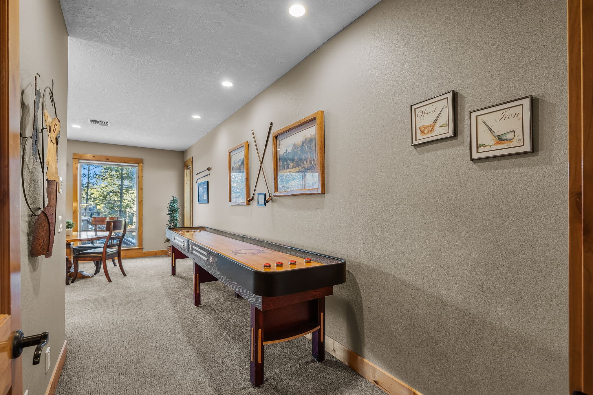 sunriver-vacation-home-game-room.jpg