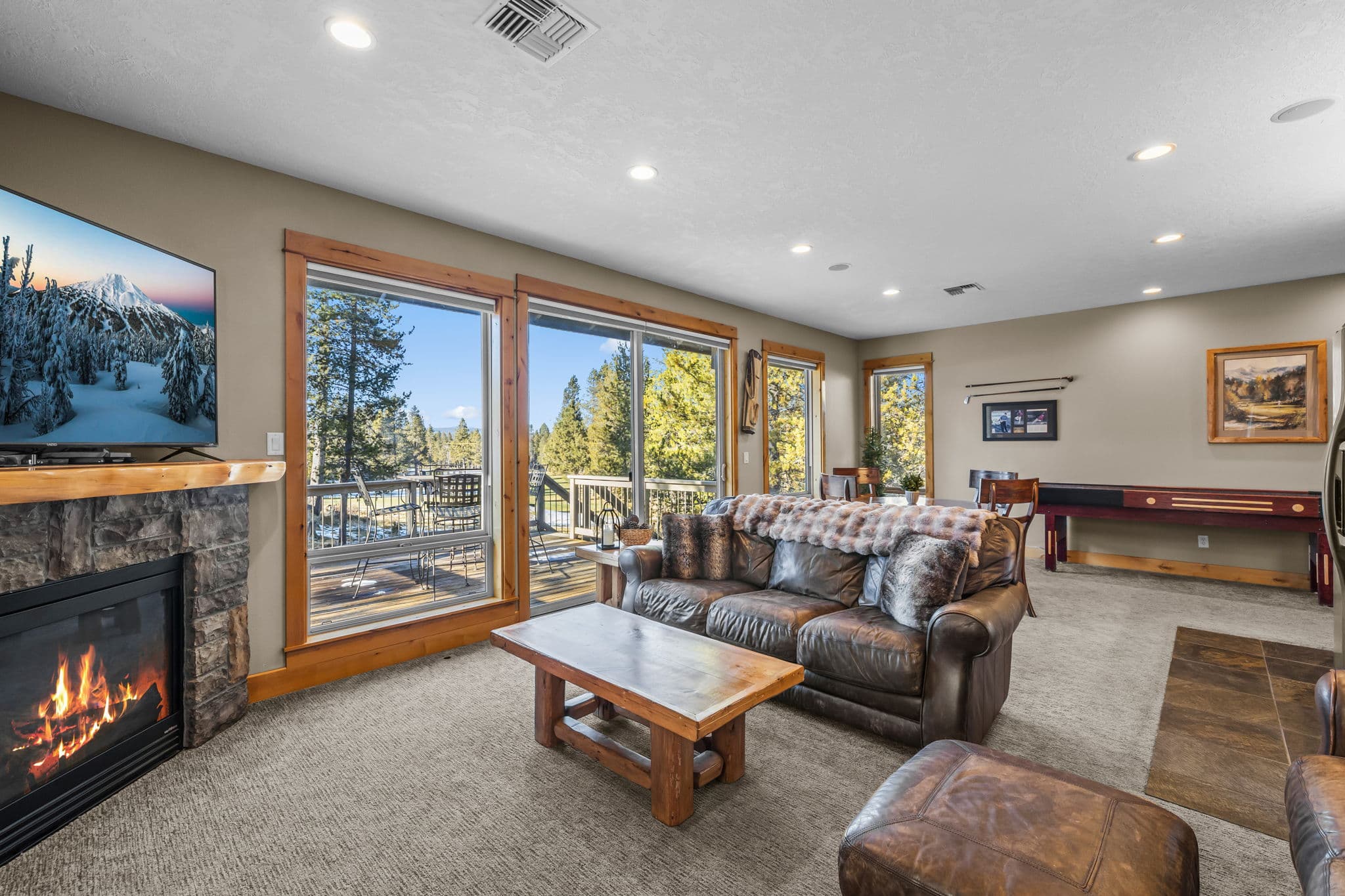 Second Level Den with Deck