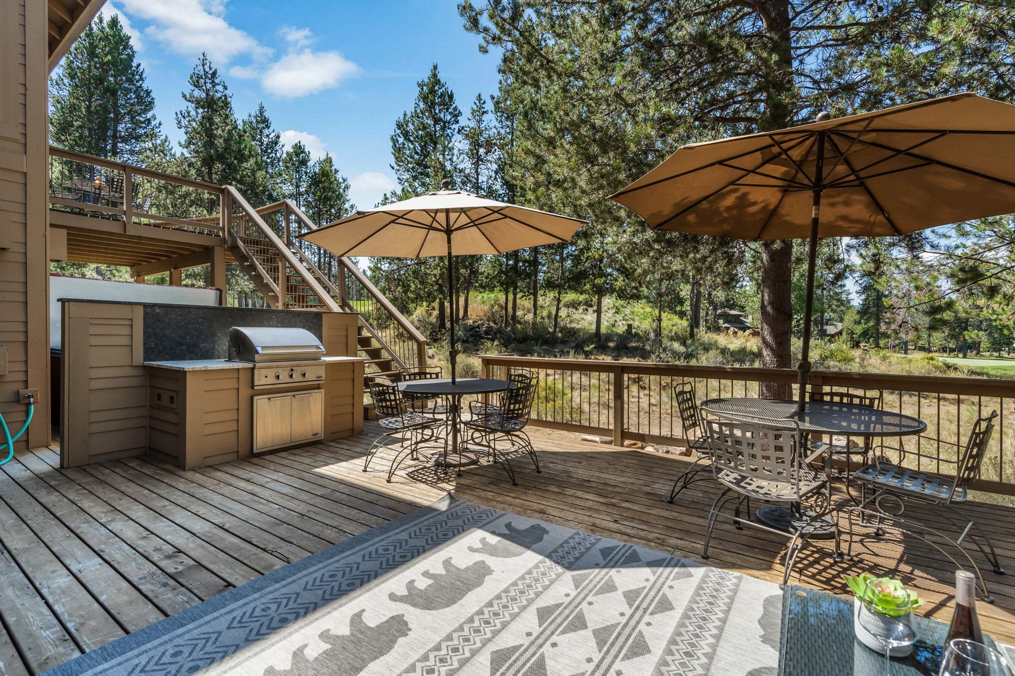Tan Oak Deck, Gas Grill