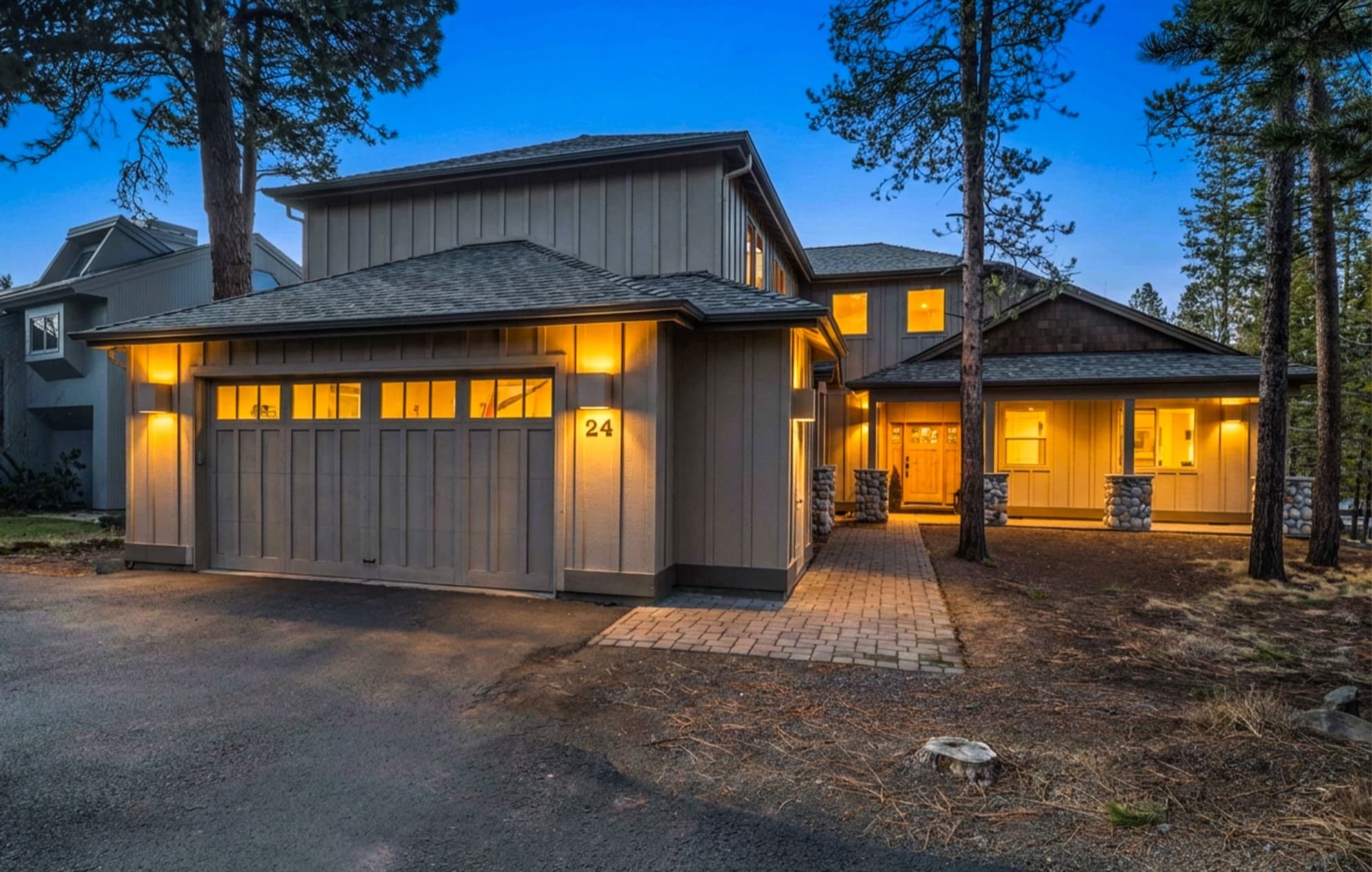 sunriver-luxury-lodge-exterior.jpg