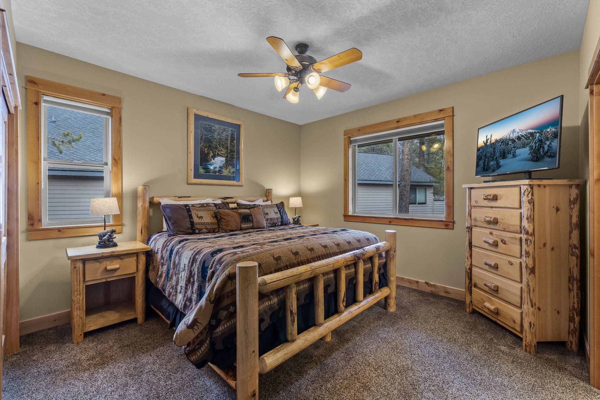 sunriver-vacation-rental-king-suite.jpg