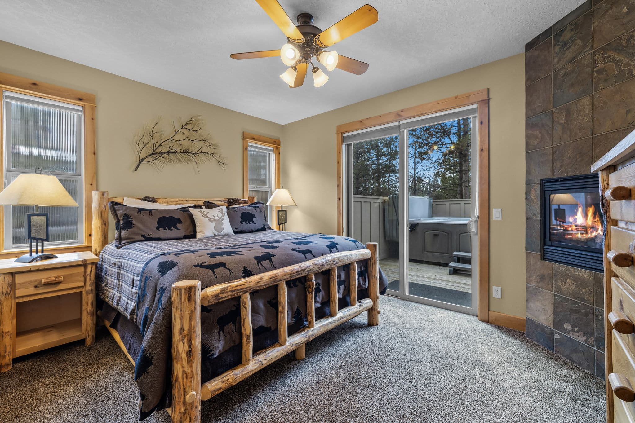 sunriver-vacation-rental-king-suite.jpg