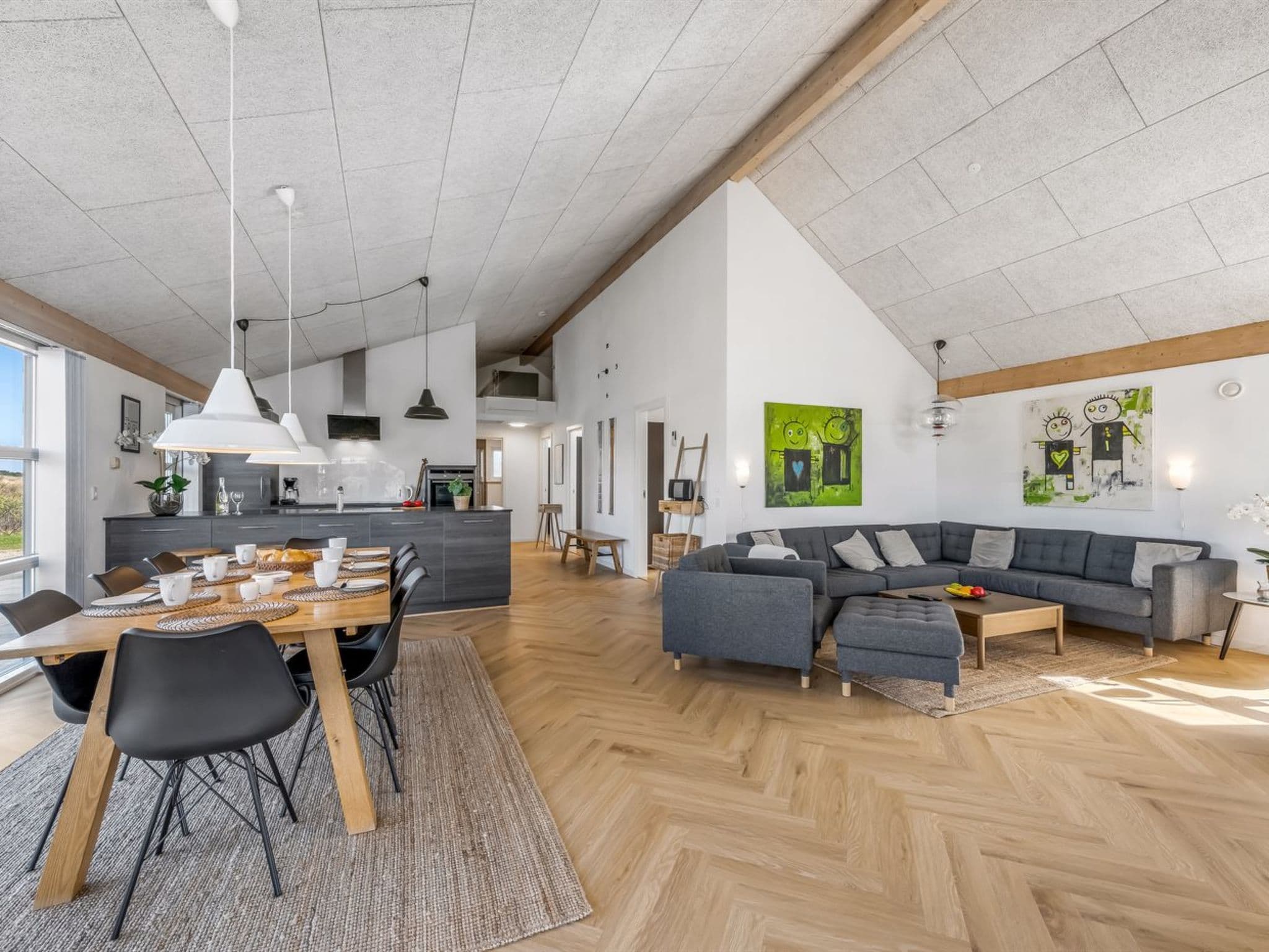 Kitchen / Dining Room