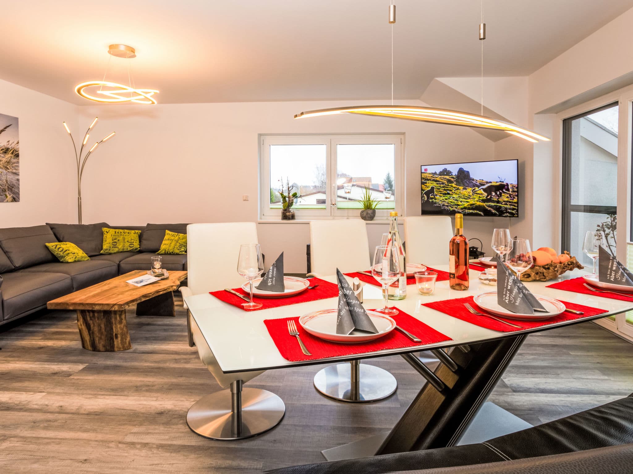 Kitchen / Dining Room