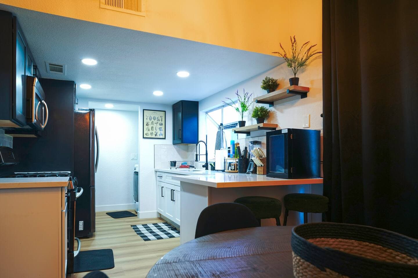 Gallery Image 12