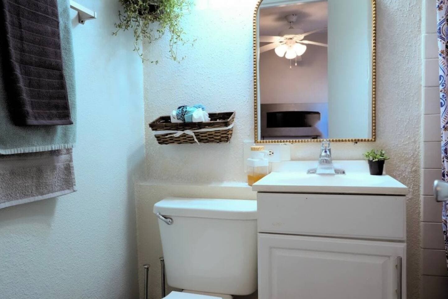Gallery Image 12