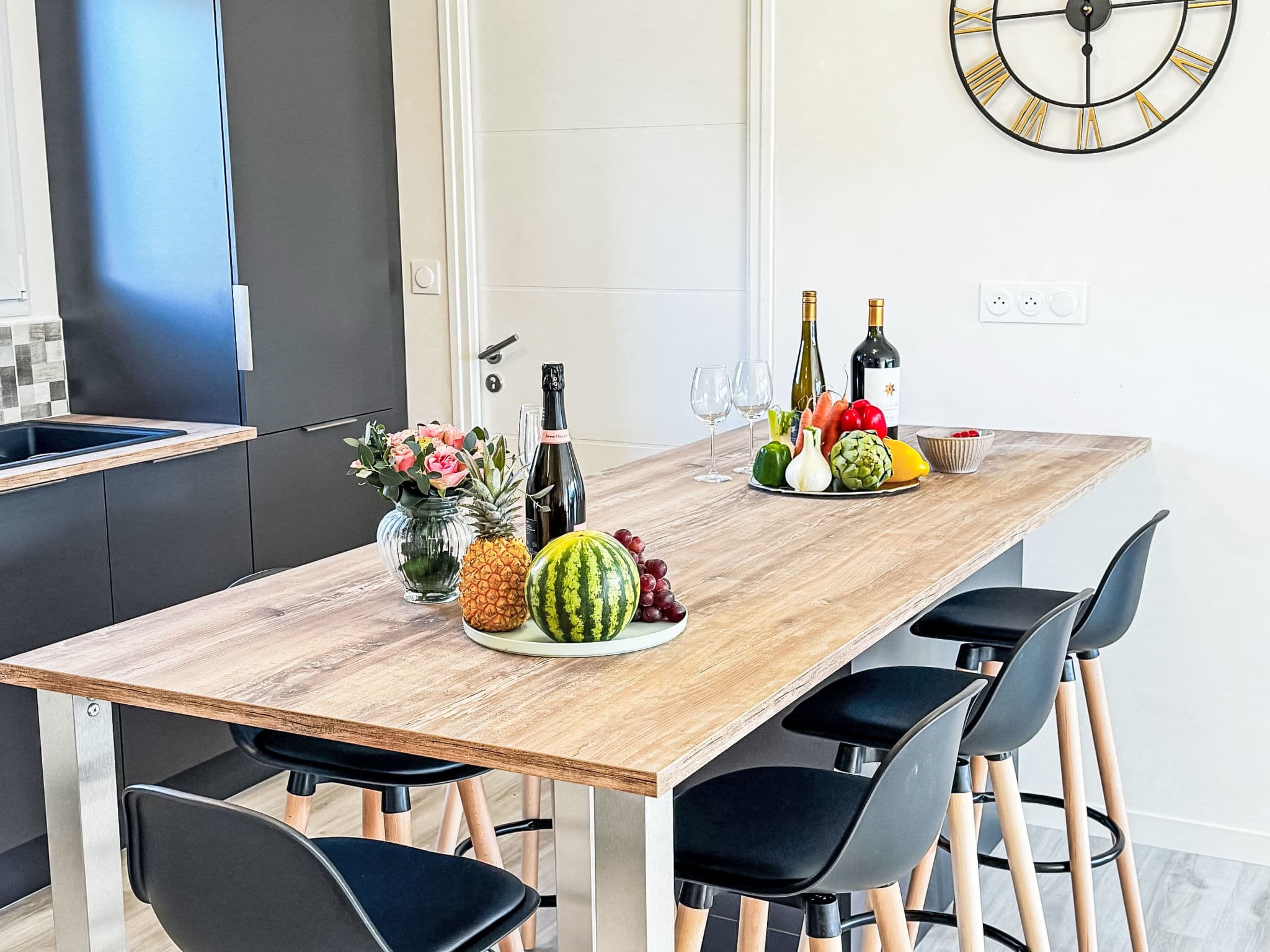 Kitchen / Dining Room