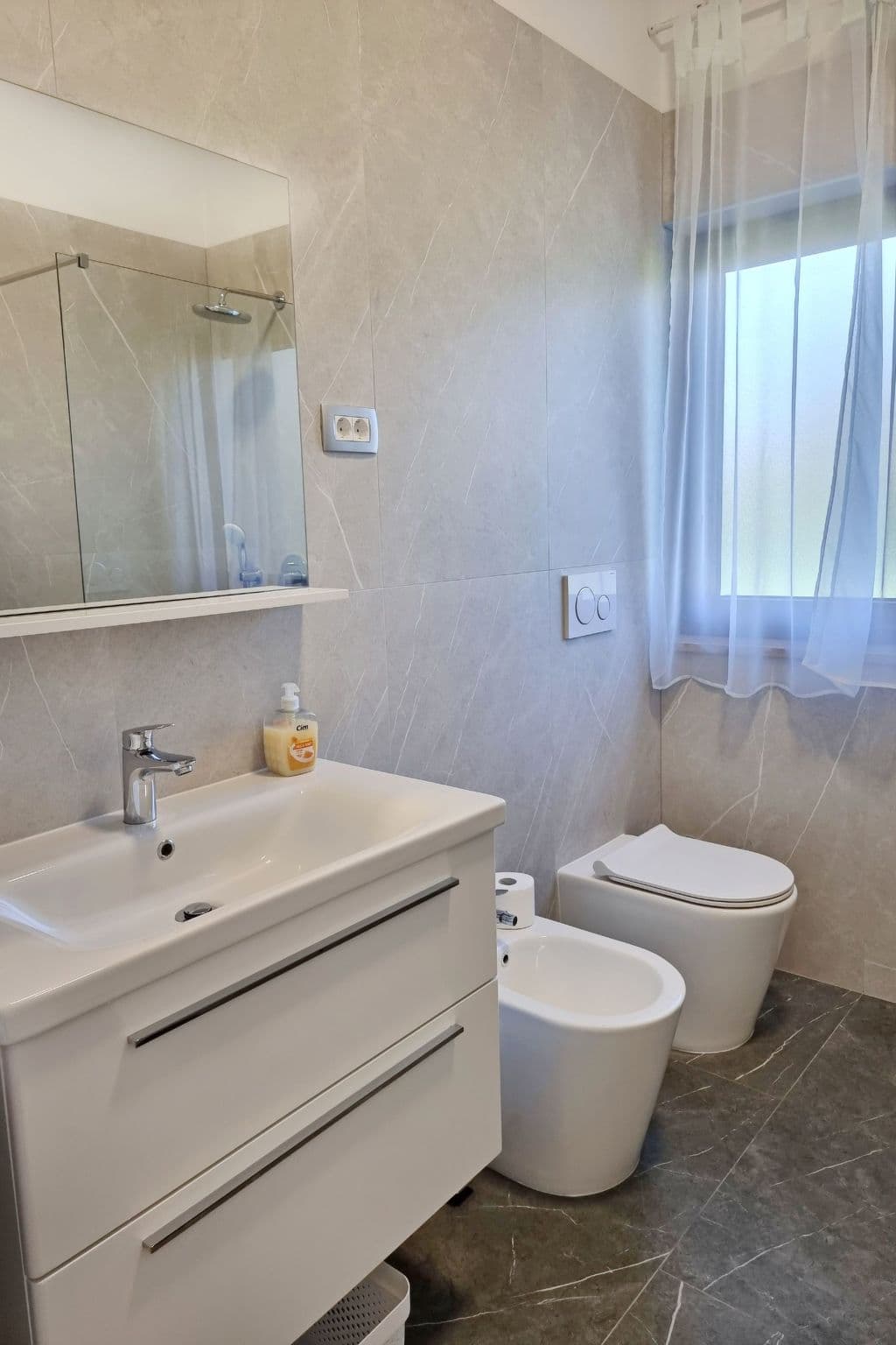 Gallery Image 21