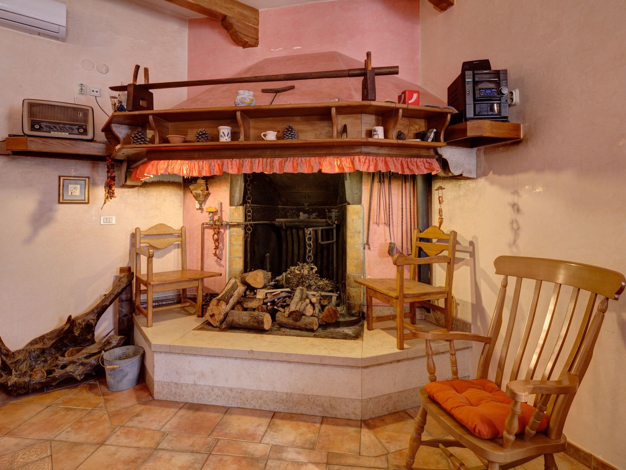 Gallery Image 12