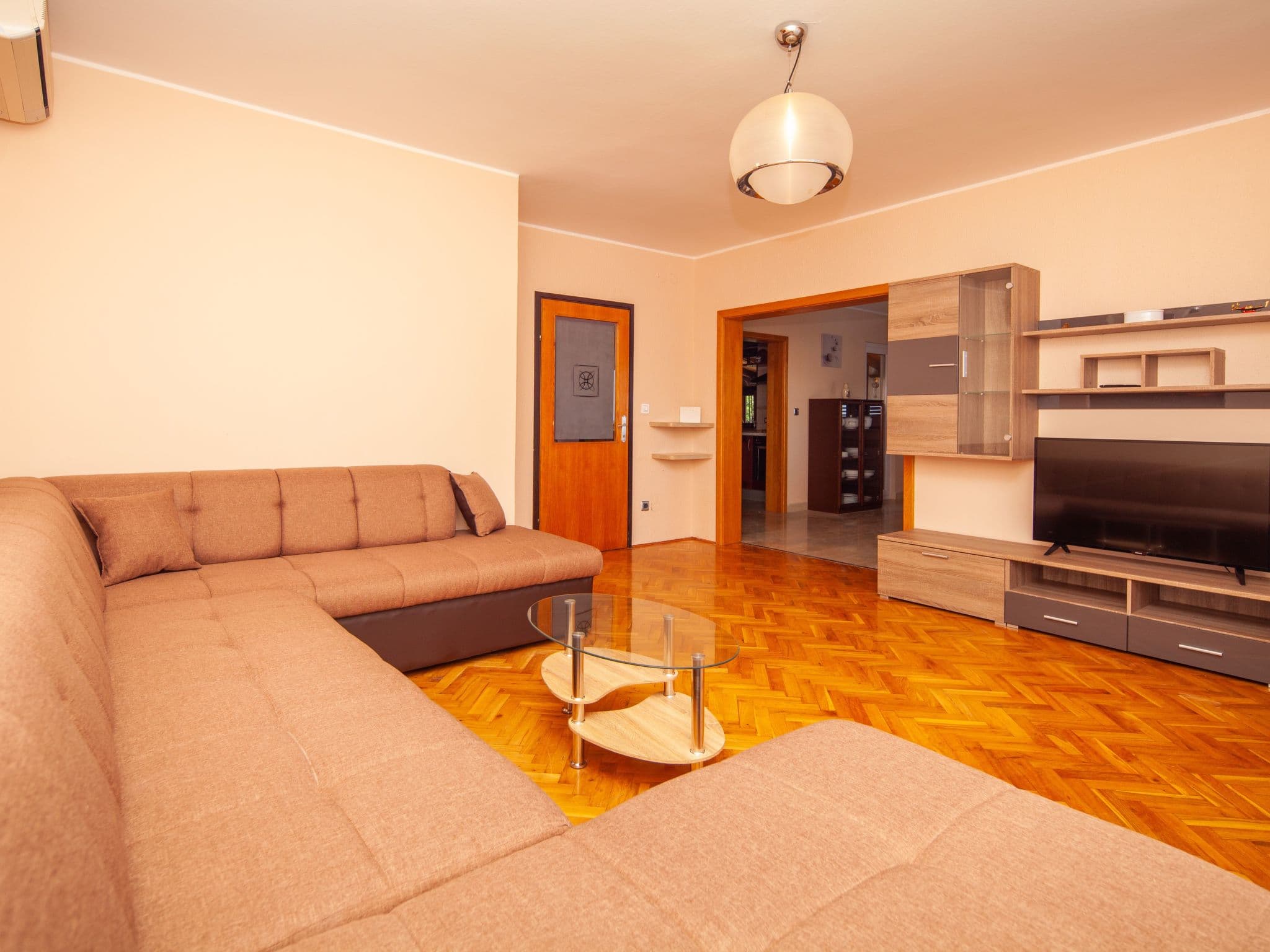 Gallery Image 39