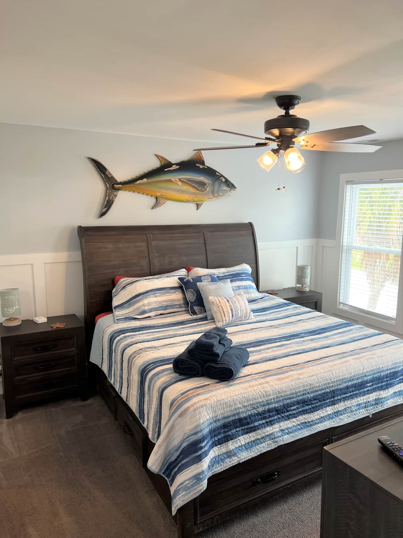 Master Bedroom w/ En Suite and Smart TV