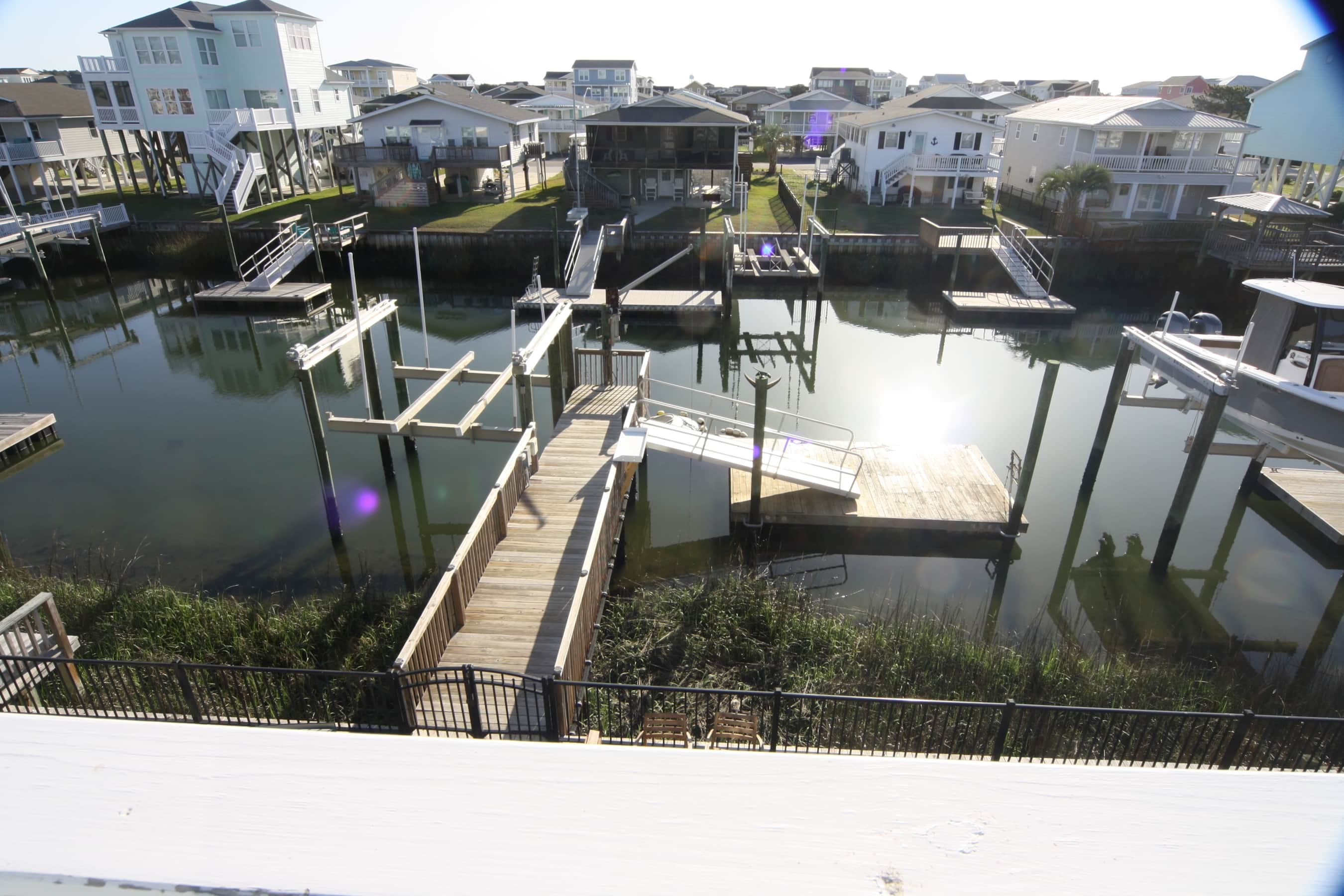 Dock on Canal (Lift not included in rental)- Fits a 35 Foot boat