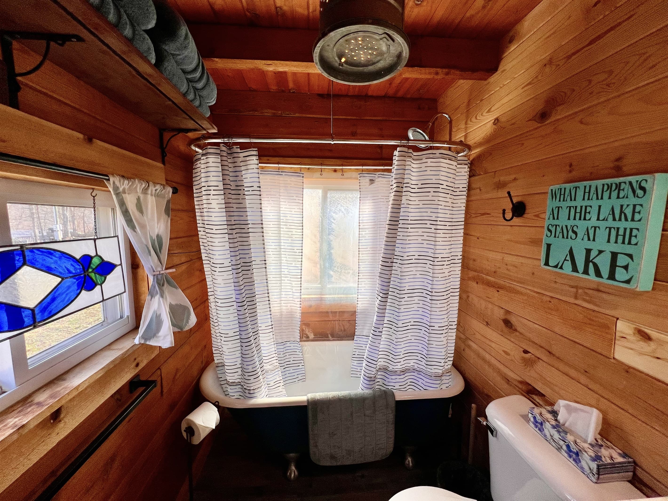 Bathroom with clawfoot tub