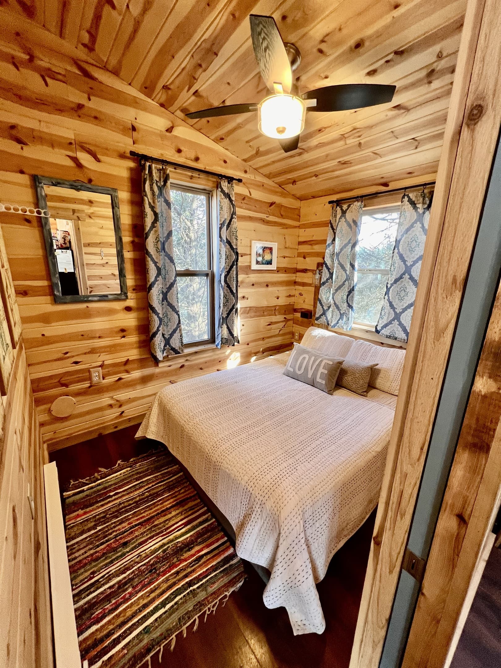 Queen bedroom