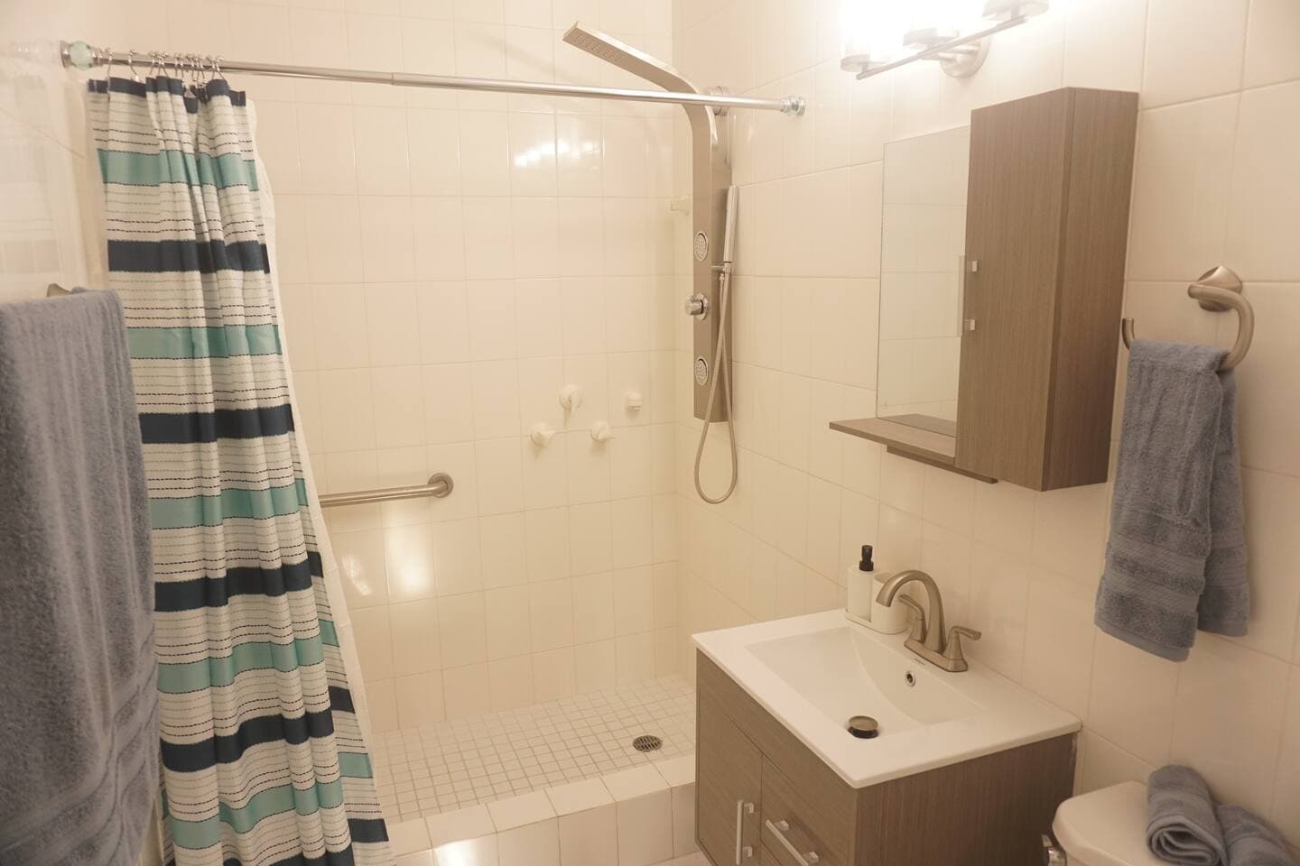 Gallery Image 13