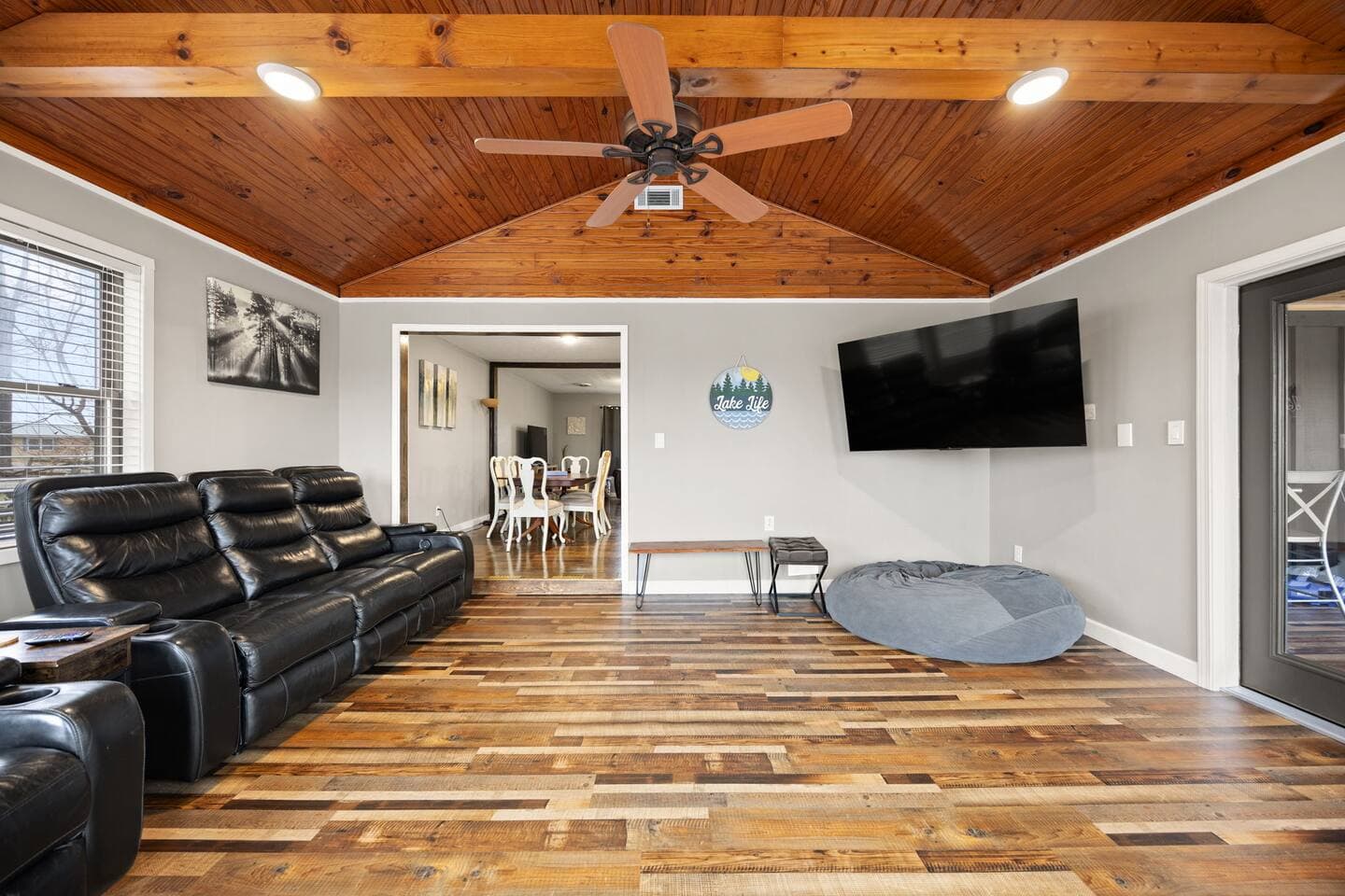 Gallery Image 12