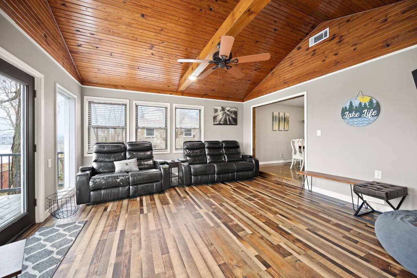 Gallery Image 13
