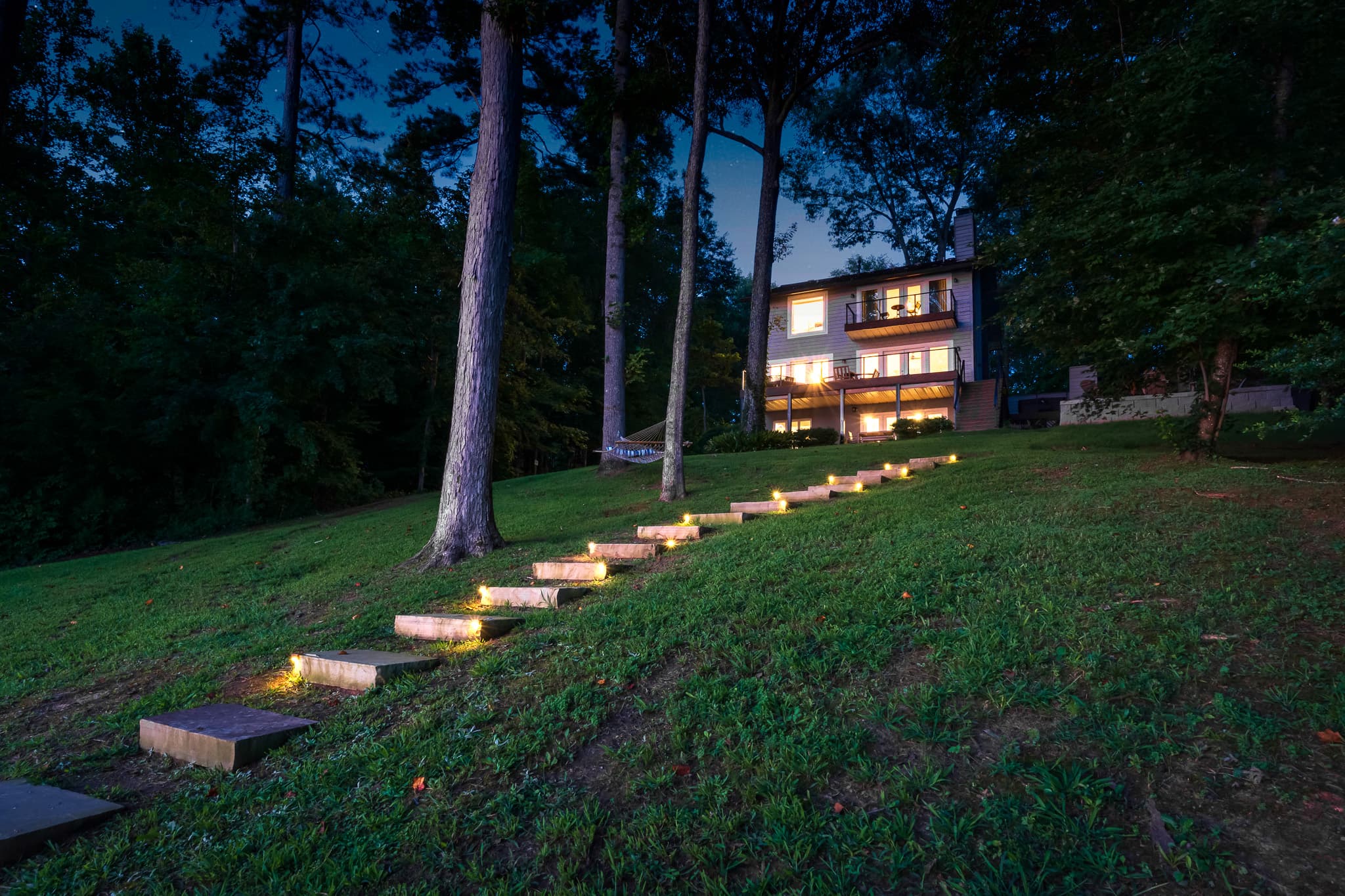 Stairs leasing to the lake