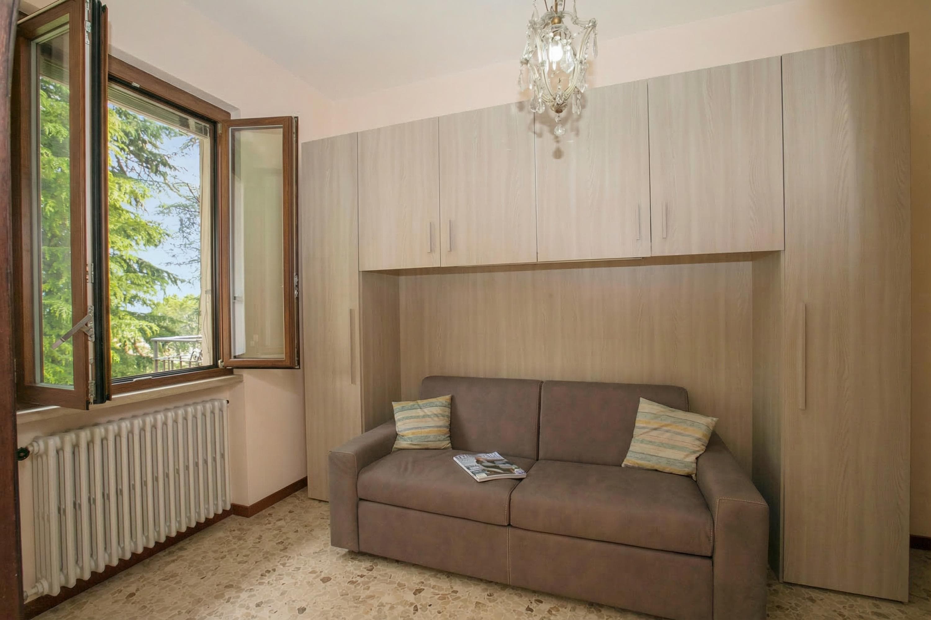 Gallery Image 9