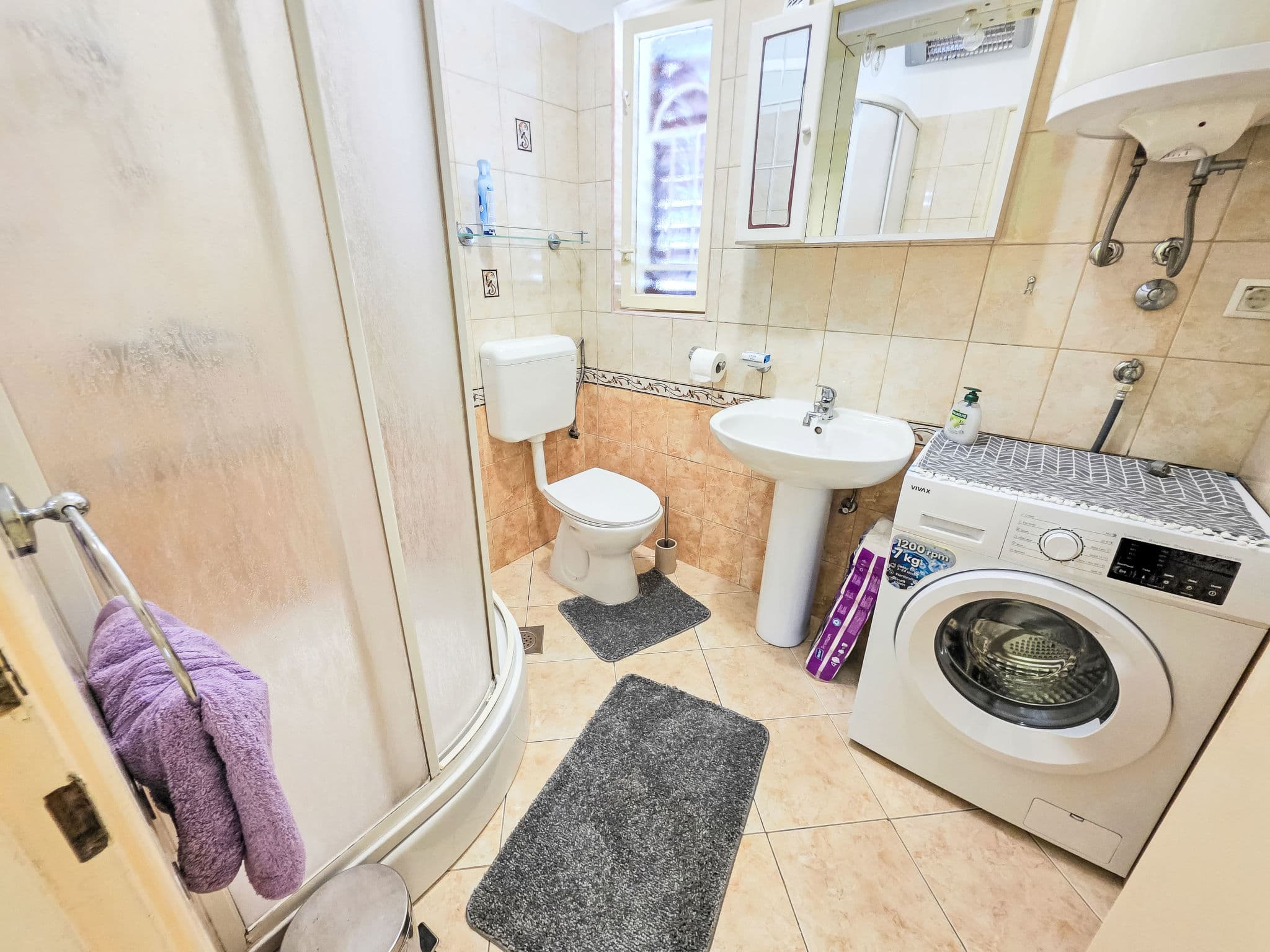 Bathroom / Wellness