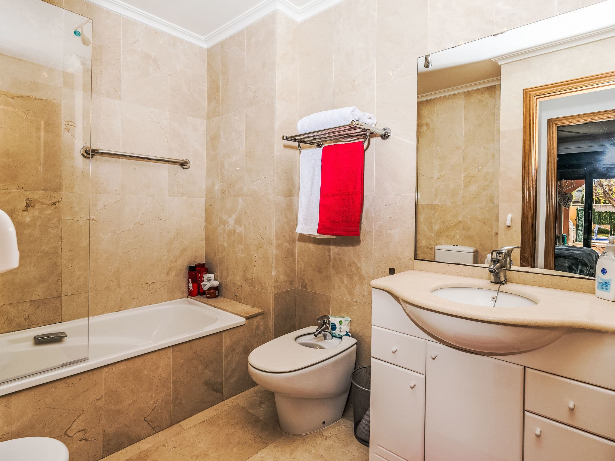 Bathroom / Wellness