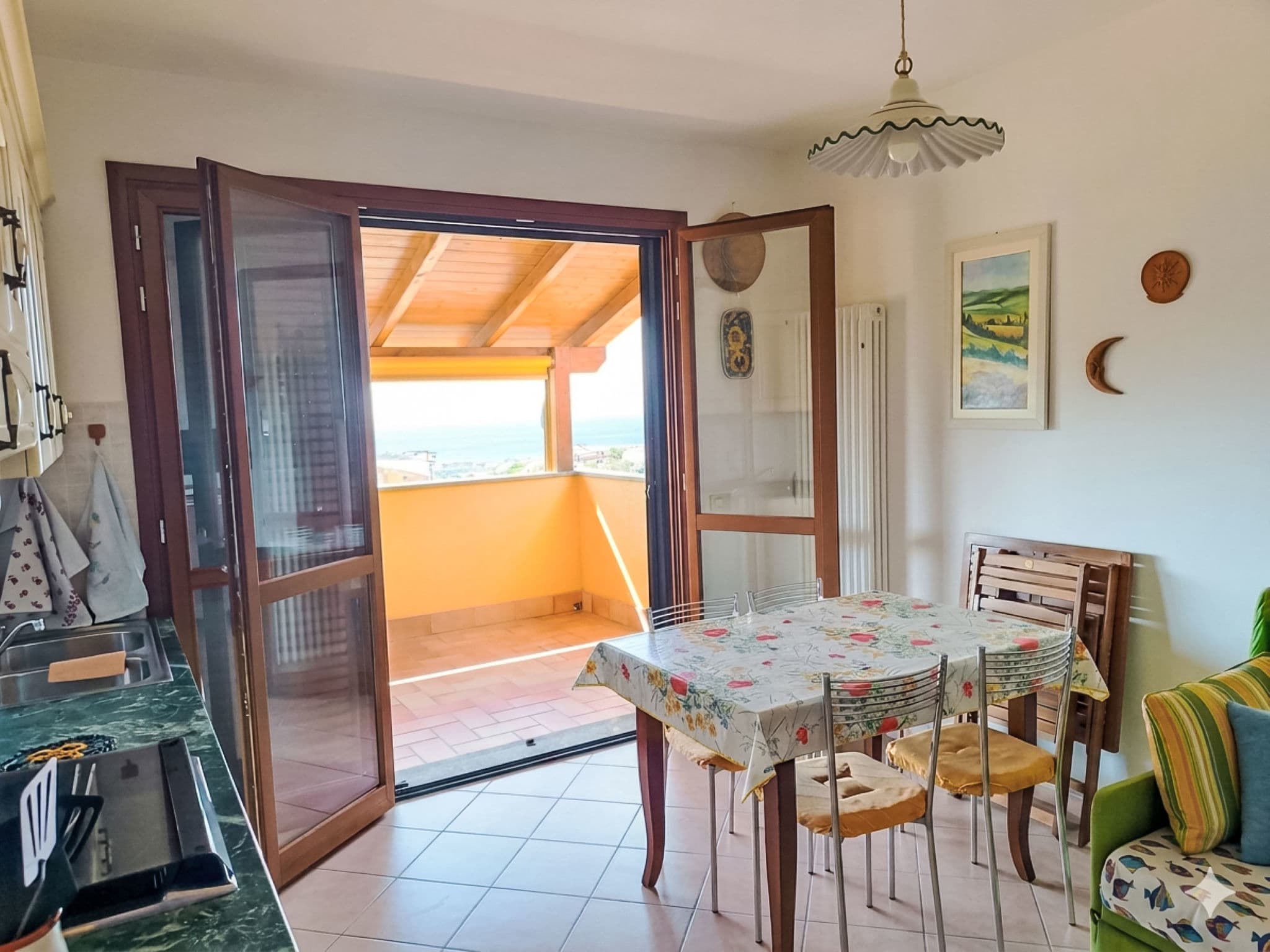 Kitchen / Dining Room