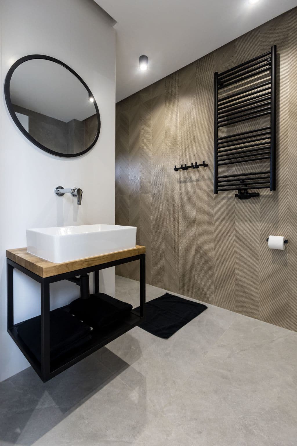 Bathroom / Wellness