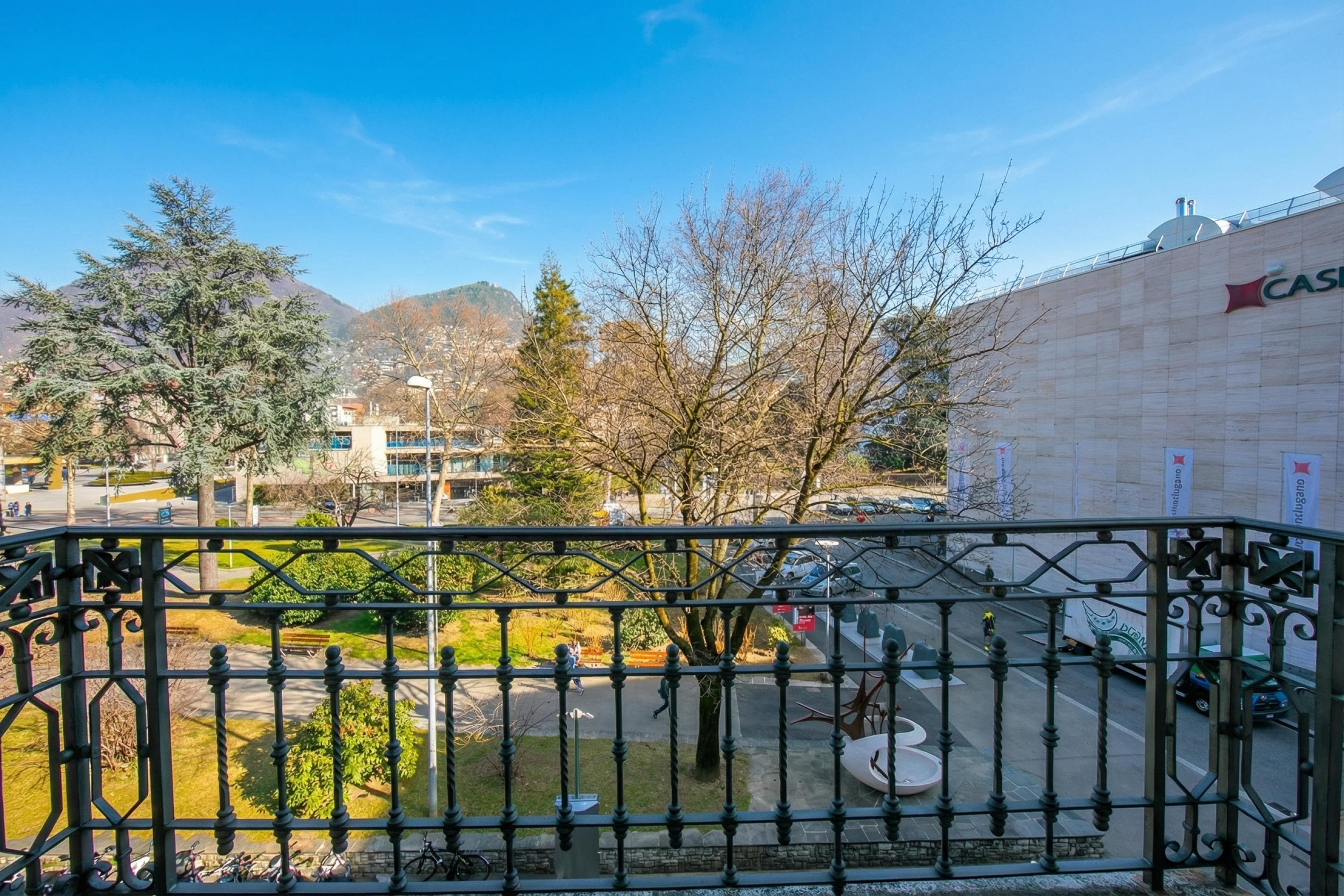 Gallery Image 10