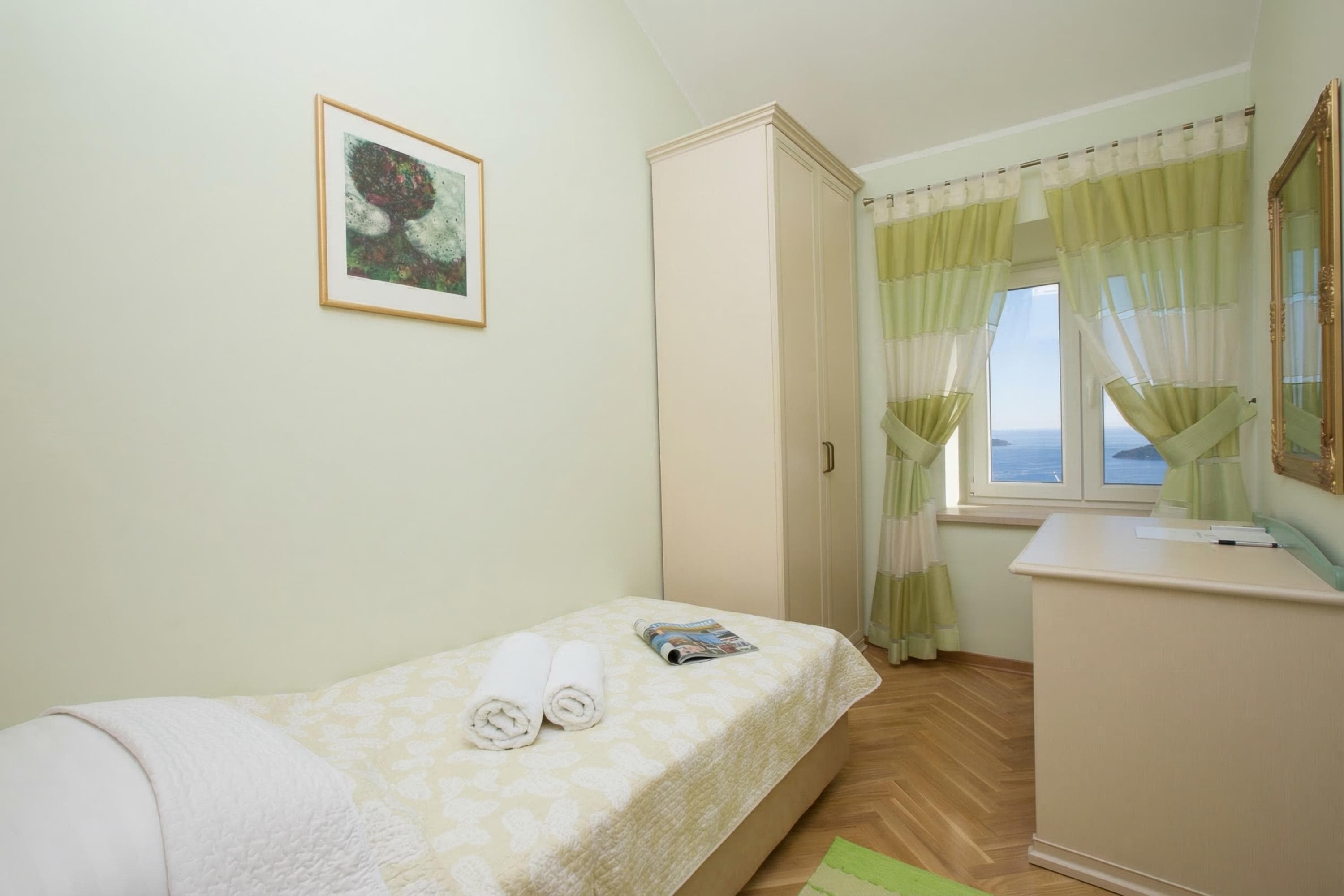 Gallery Image 21