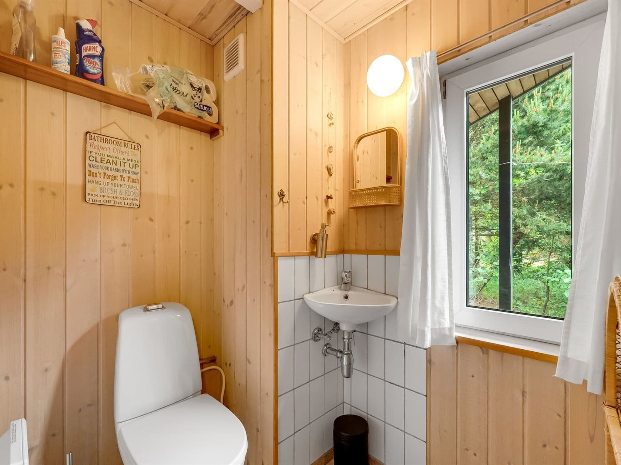 Bathroom / Wellness