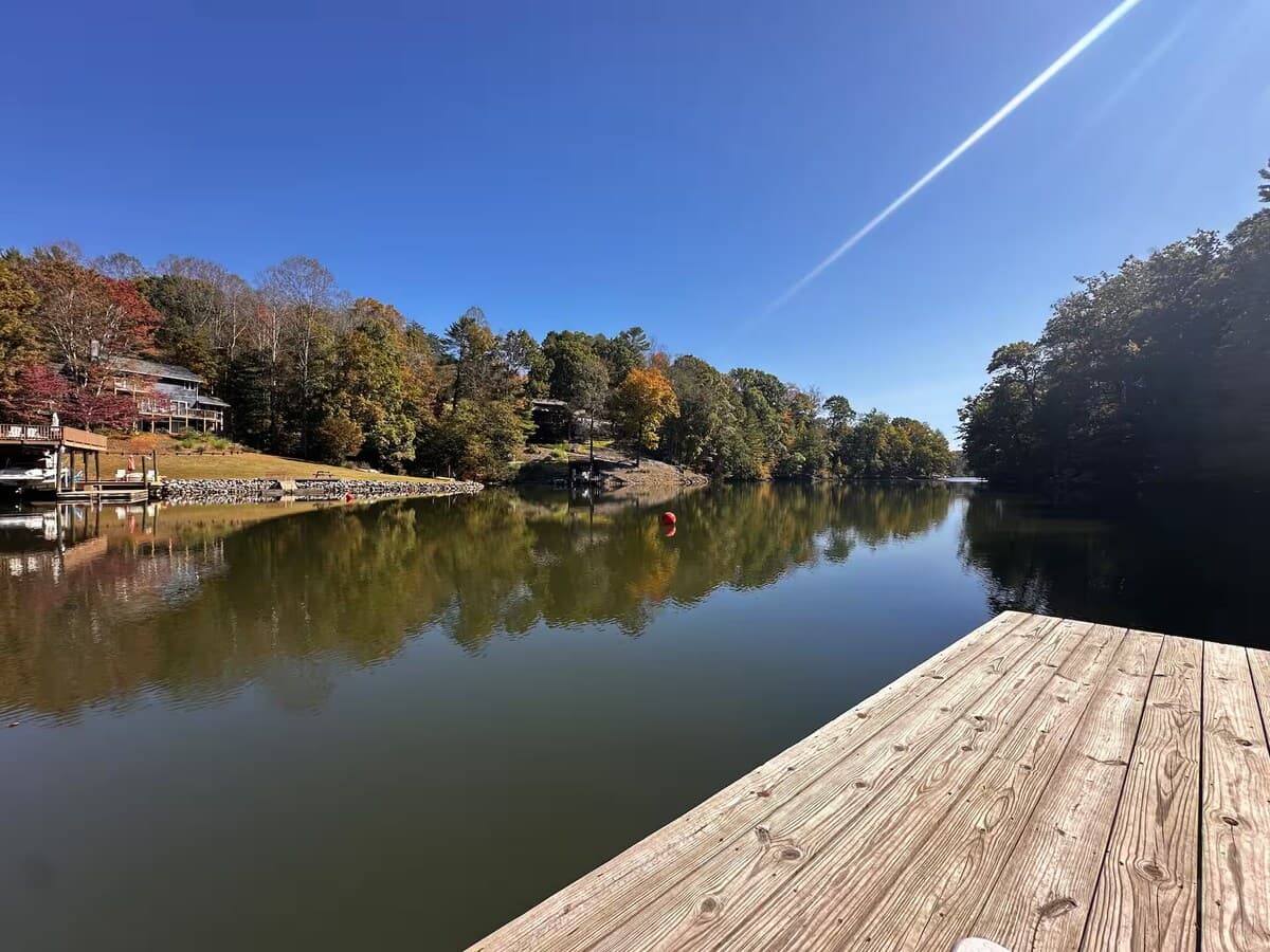 Peaceful cove and crystal-clear water — private dock views in every season.

peaceful cove, crystal-clear water, private dock, private access, fall foliage, Smith Mountain Lake views, SML, secluded shoreline.