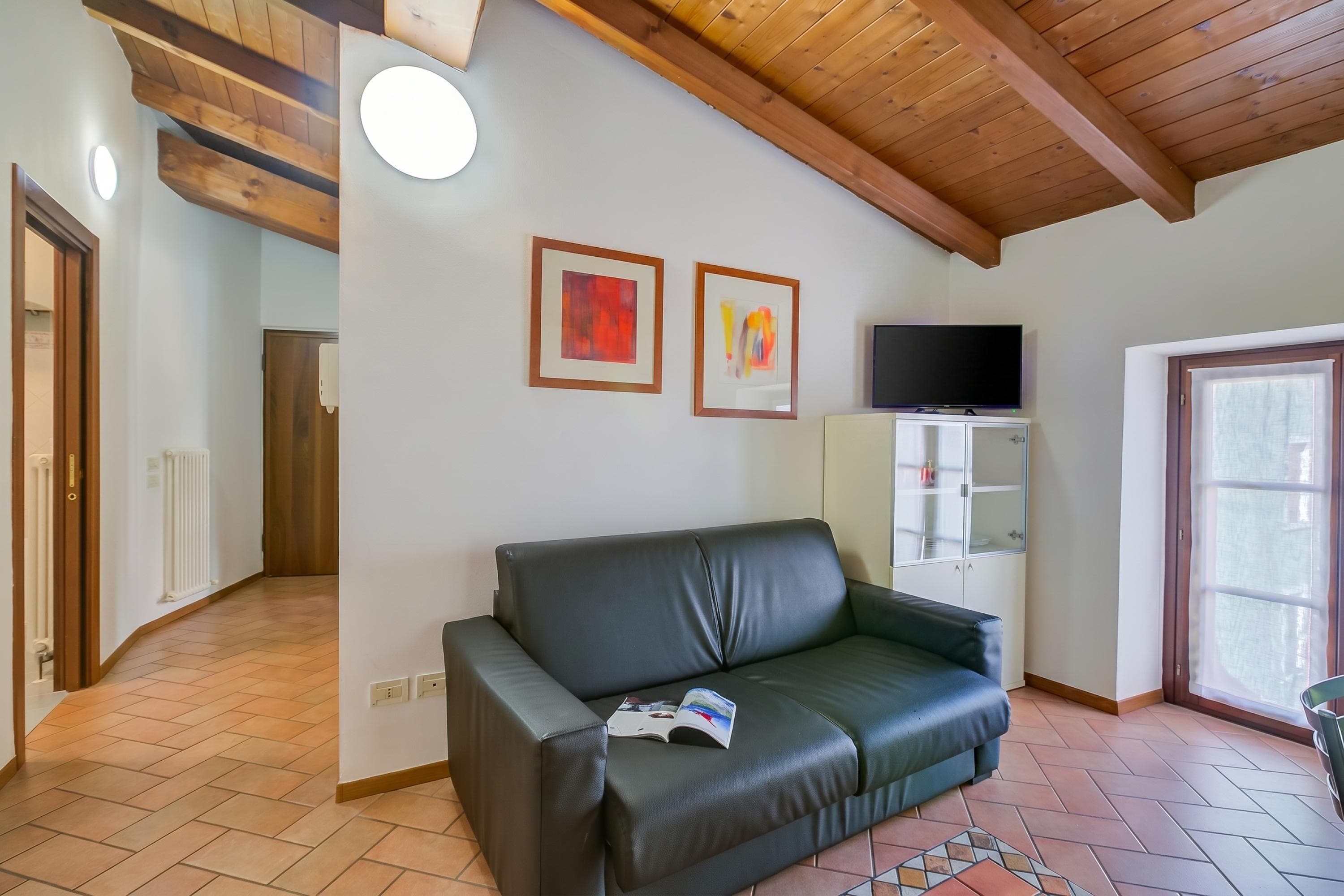 Gallery Image 12