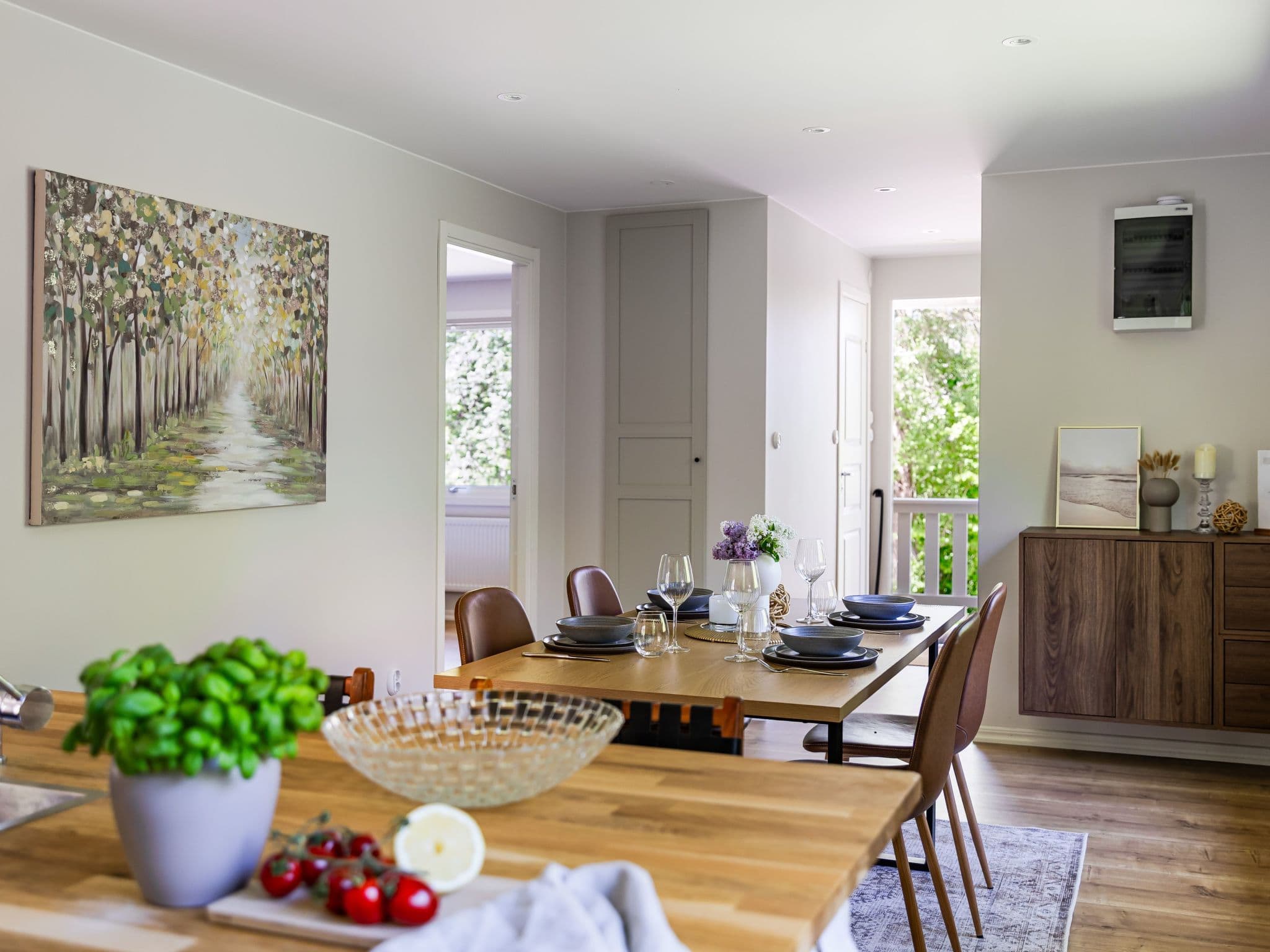 Kitchen / Dining Room
