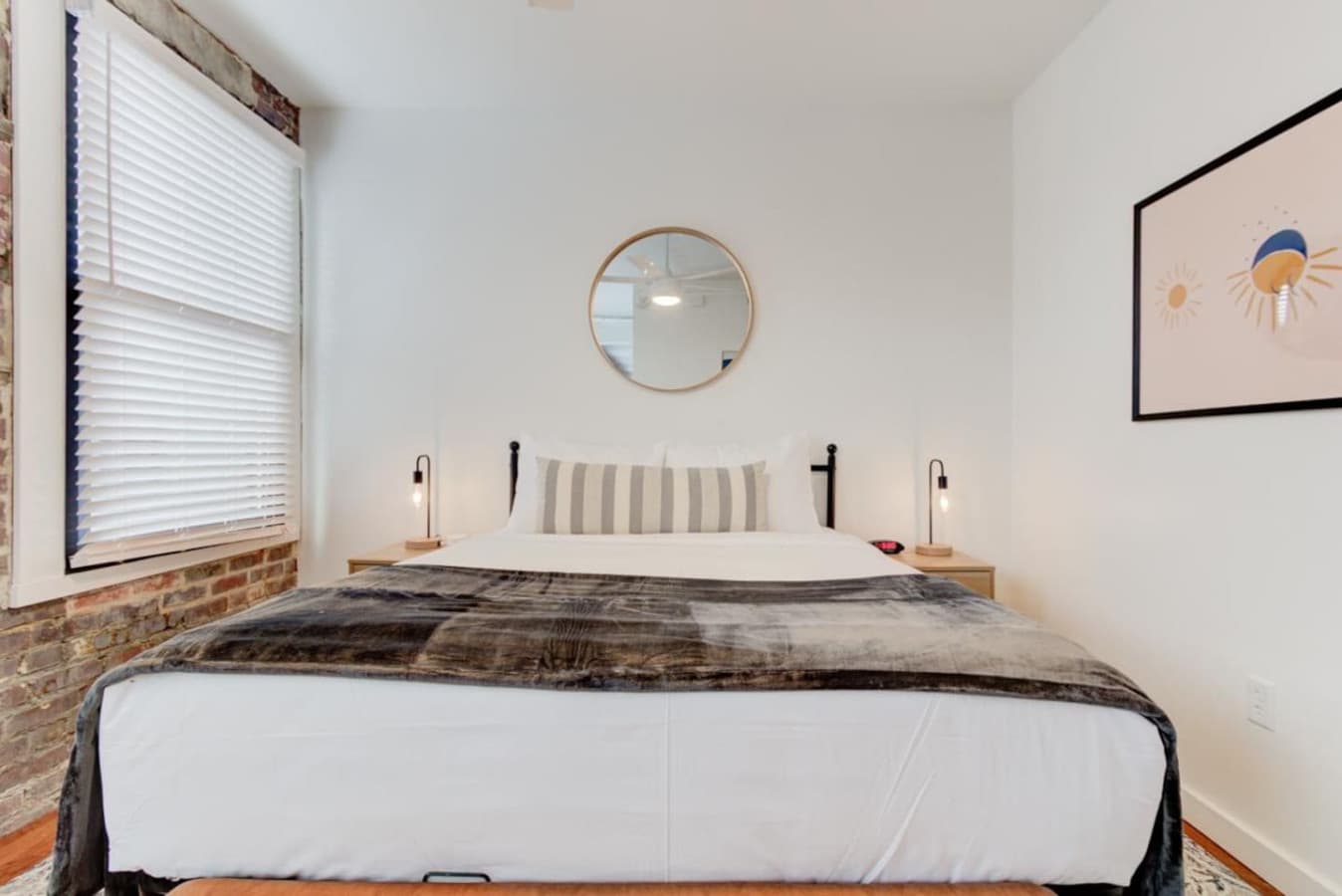 A great mattress can make all the difference in the world for getting a good night’s sleep. You'll feel well-rested and on the ball for the next day. Refreshed and ready to go!