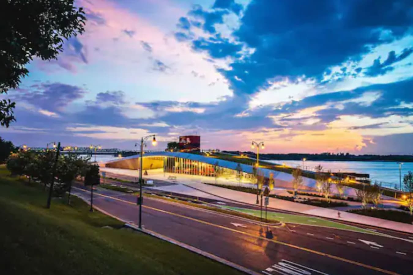 The river walk on the Mississippi river is right downtown past front street