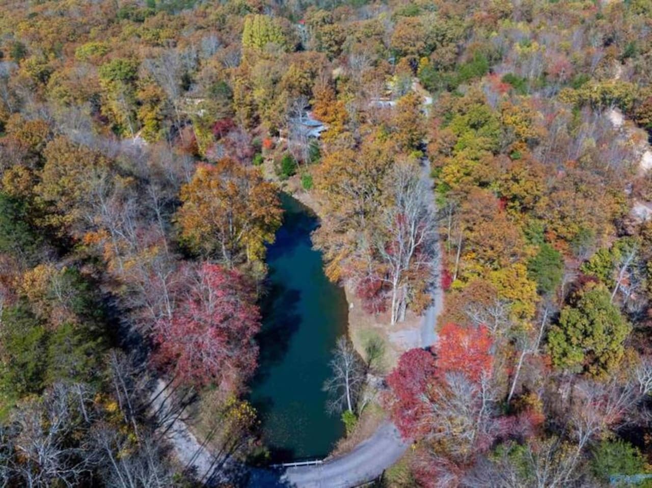 Little River - Its crystal-clear waters carve through ancient sandstone canyons, creating peaceful swimming holes, cascading waterfalls, and scenic overlooks that make Mentone a true hidden gem of Alabama.