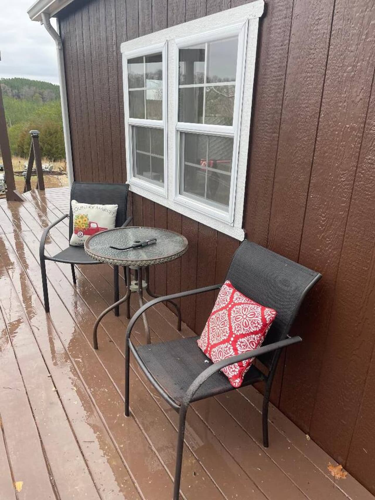 outside dining