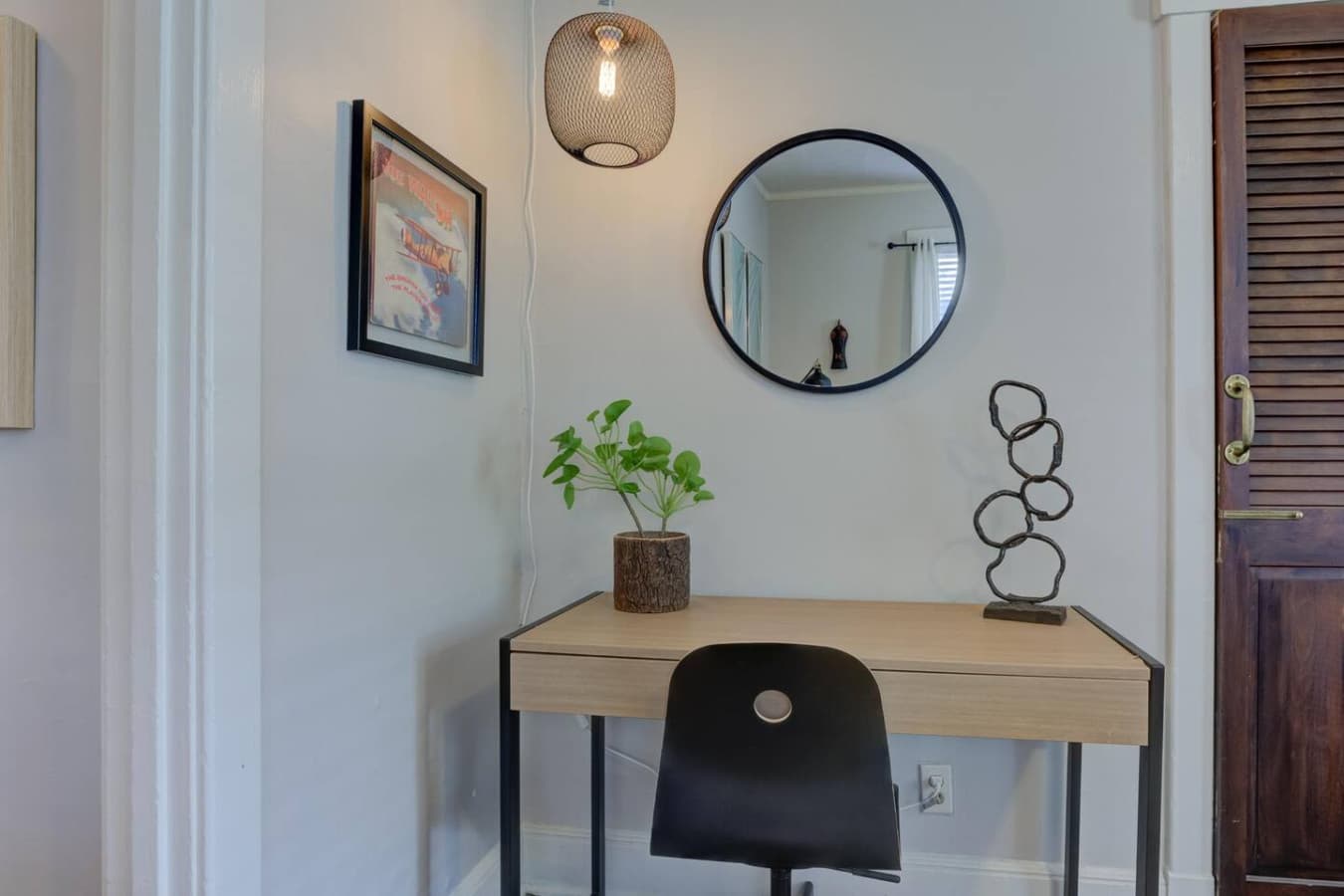 Quiet, well-lit, and ready for your next big idea.
