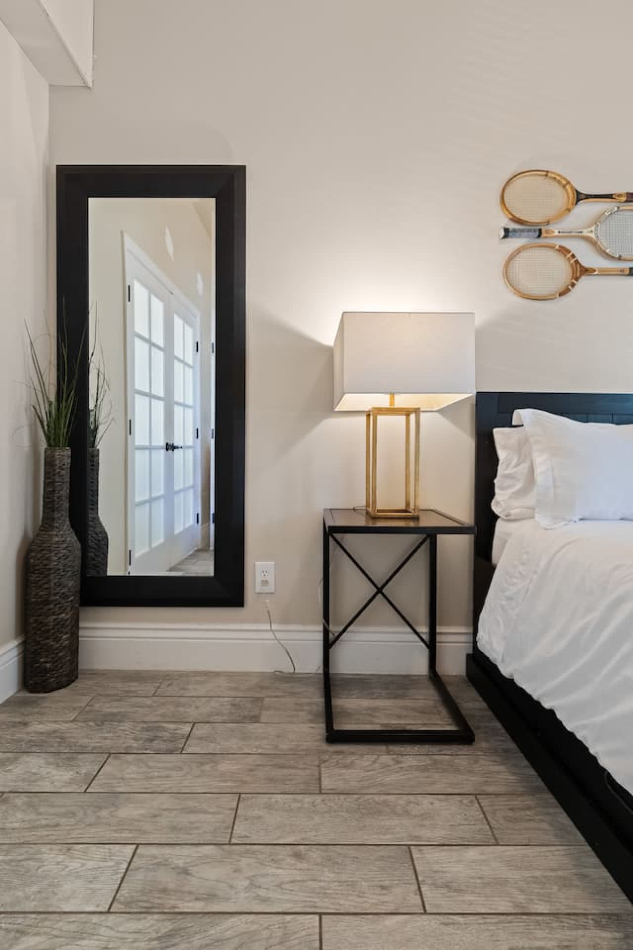 Every corner adorned.